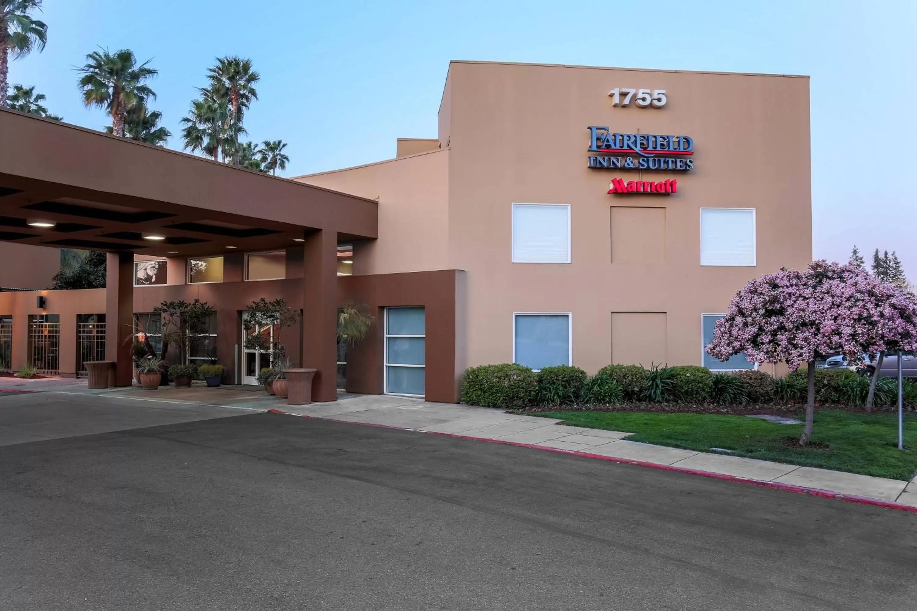 Fairfield Inn and Suites by Marriott San Jose Airport