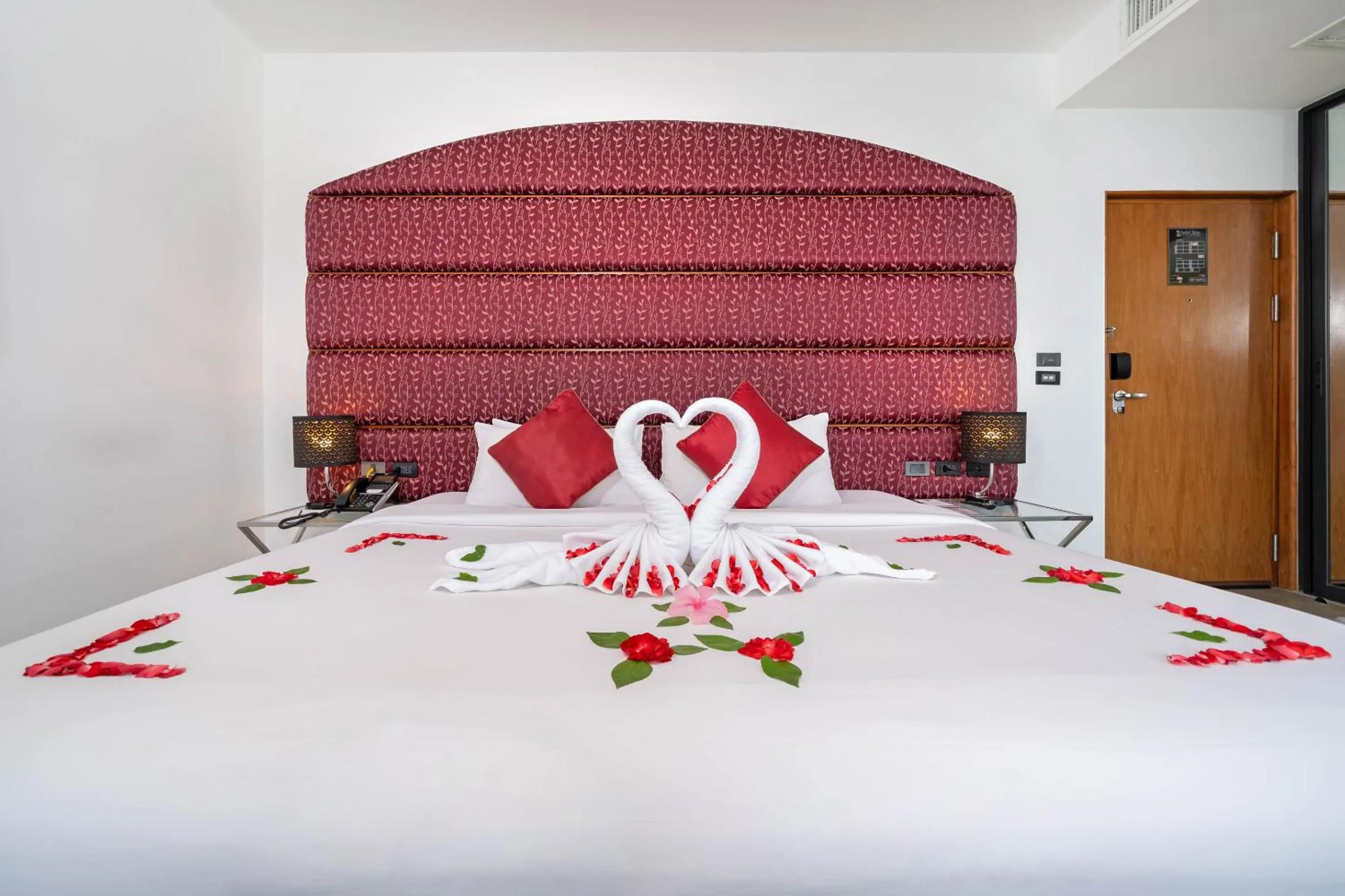 Bedroom, Bed in IndoChine Resort and Villas