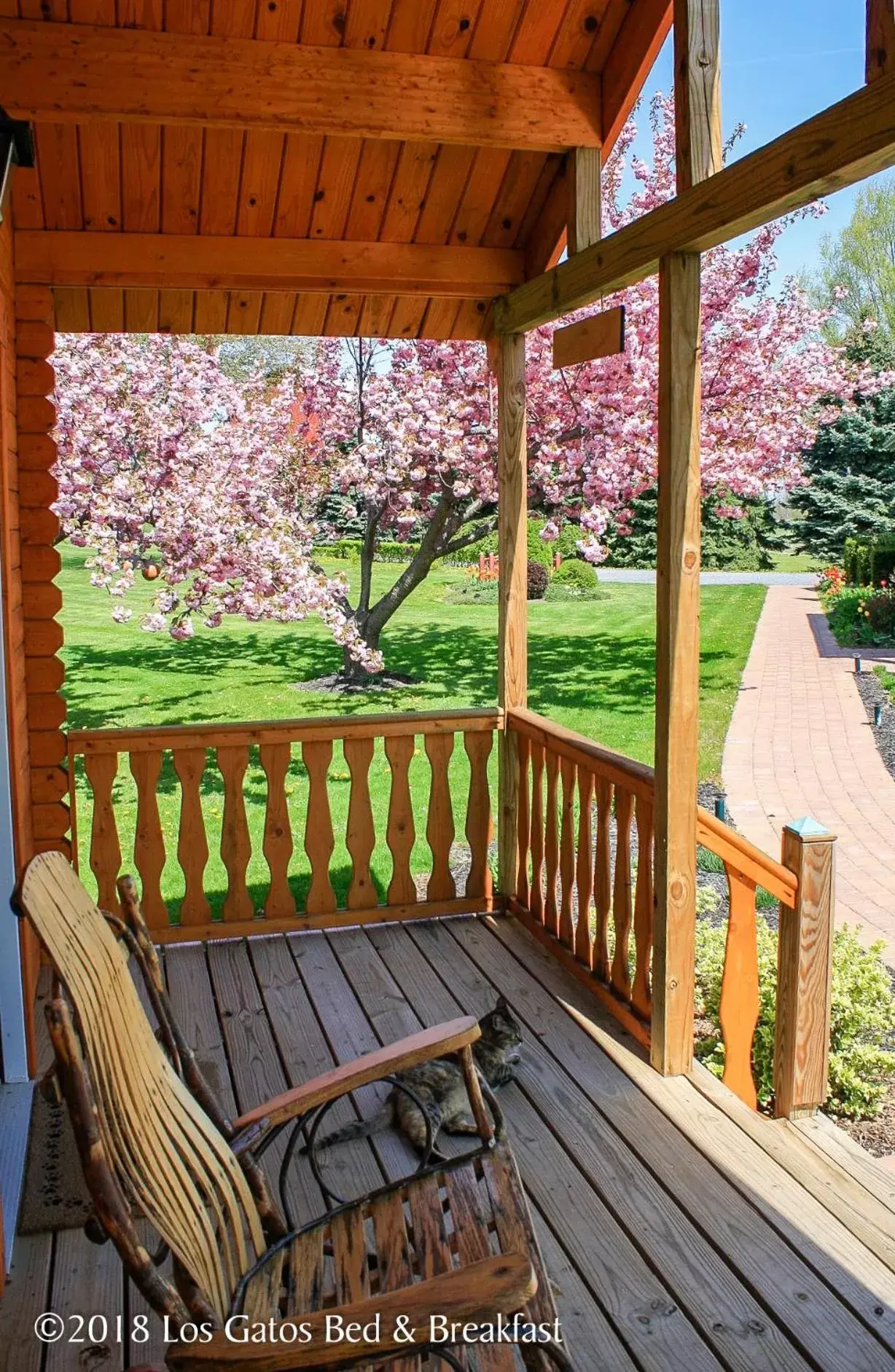 Standard Suite in Los Gatos Bed & Breakfast Standard Suite in Los Gatos Bed & Breakfast