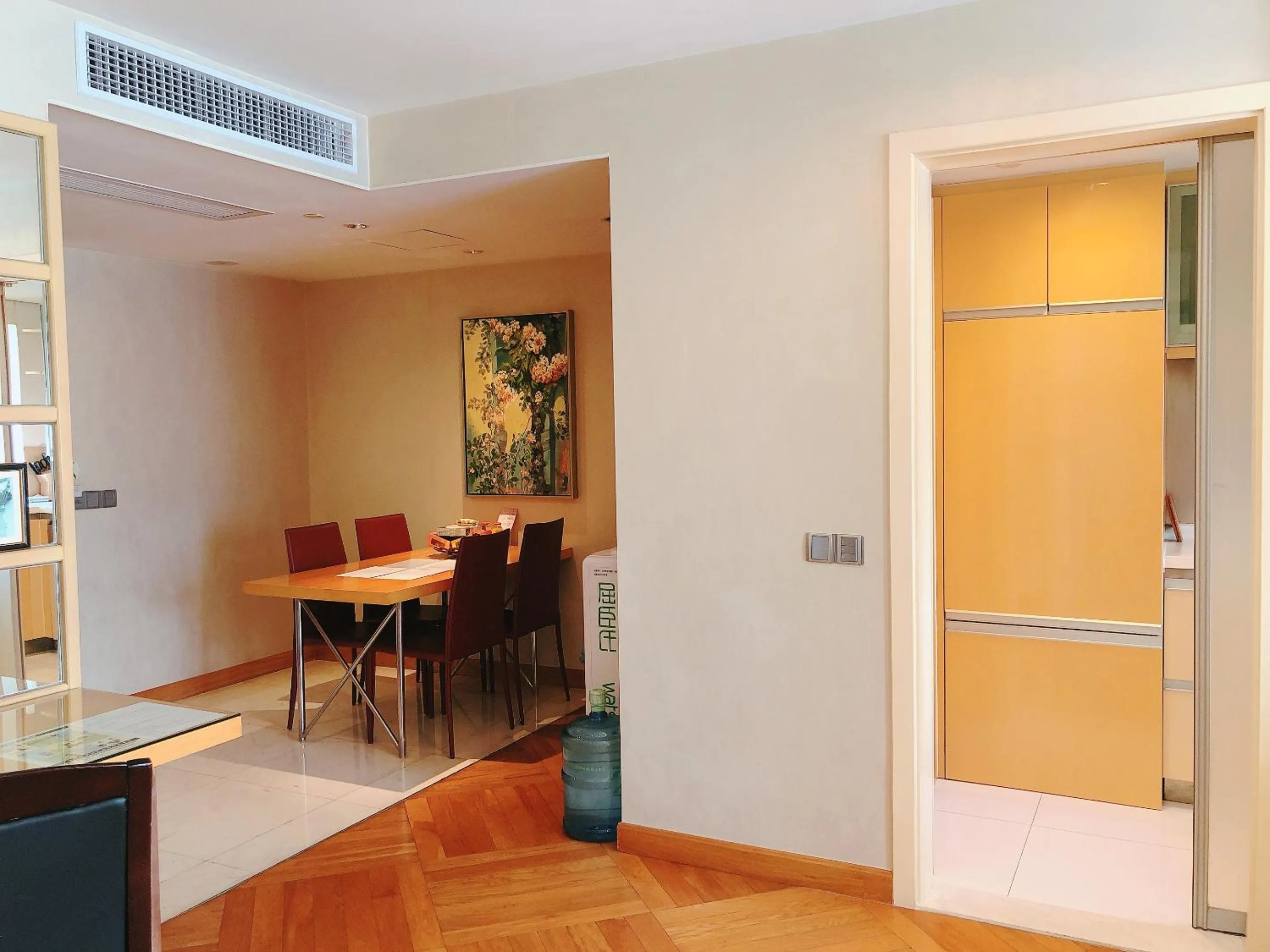 Dining area in Ascott Guangzhou