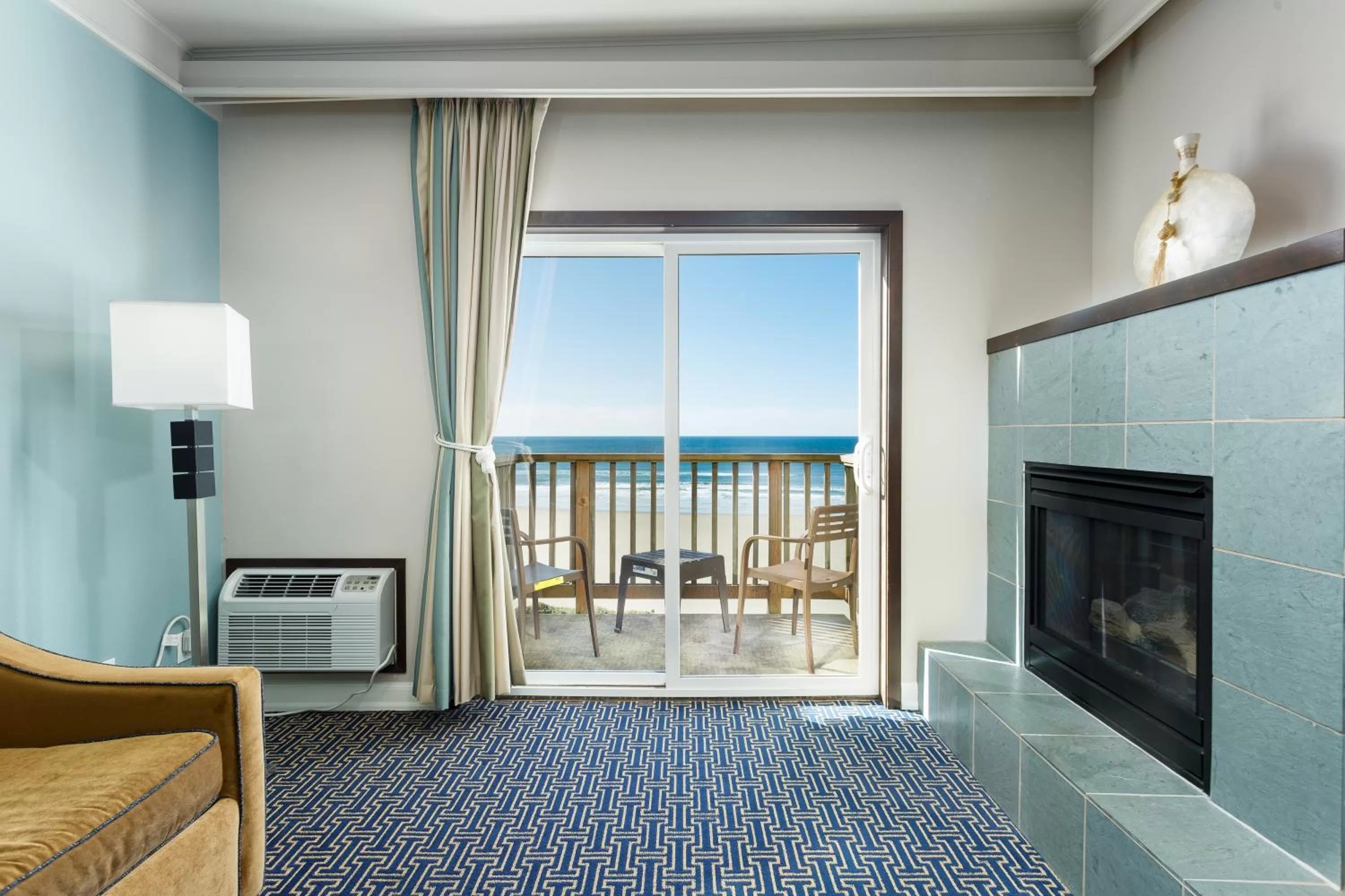 Balcony/Terrace in Inn at Nye Beach