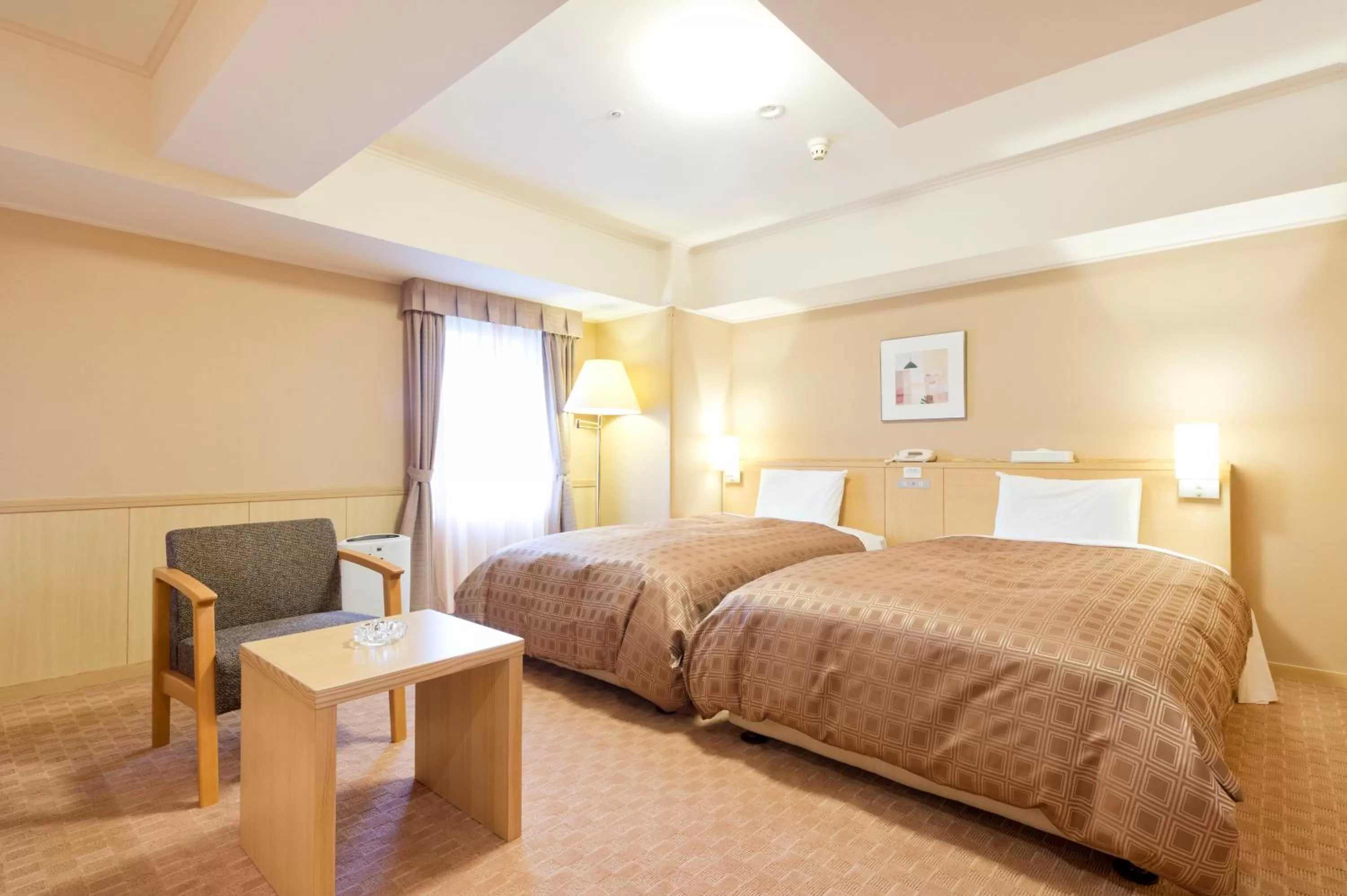 Photo of the whole room in Hotel Sunroute Sapporo