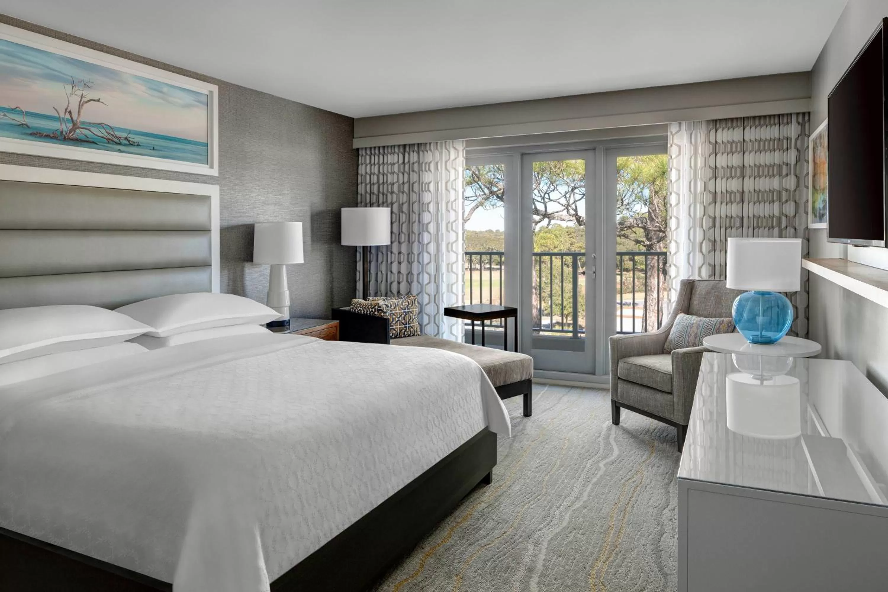 Bed in Bluegreen's Bayside Resort and Spa