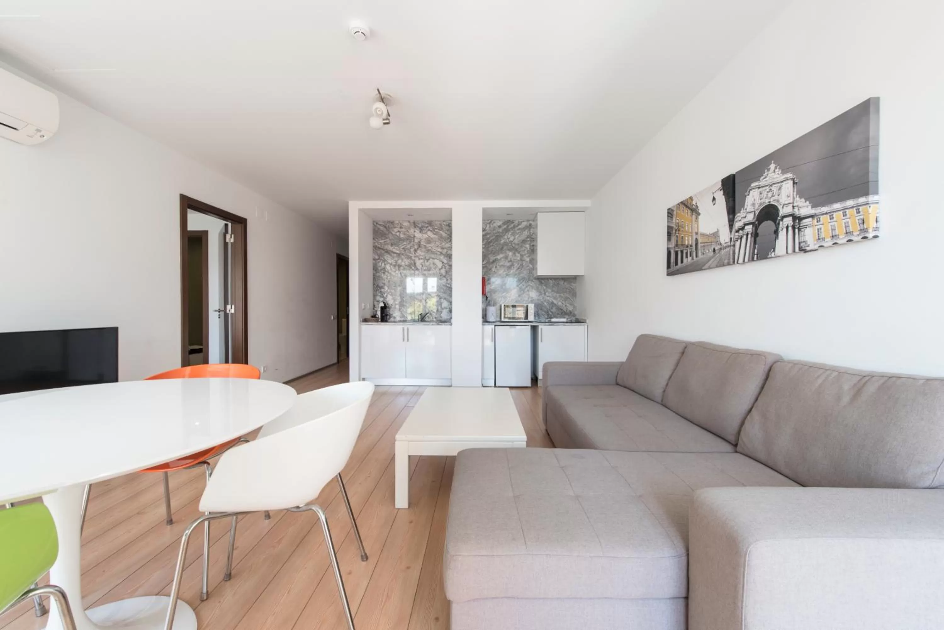 Apartment with Garden View in Alfama - Lisbon Lounge Suites