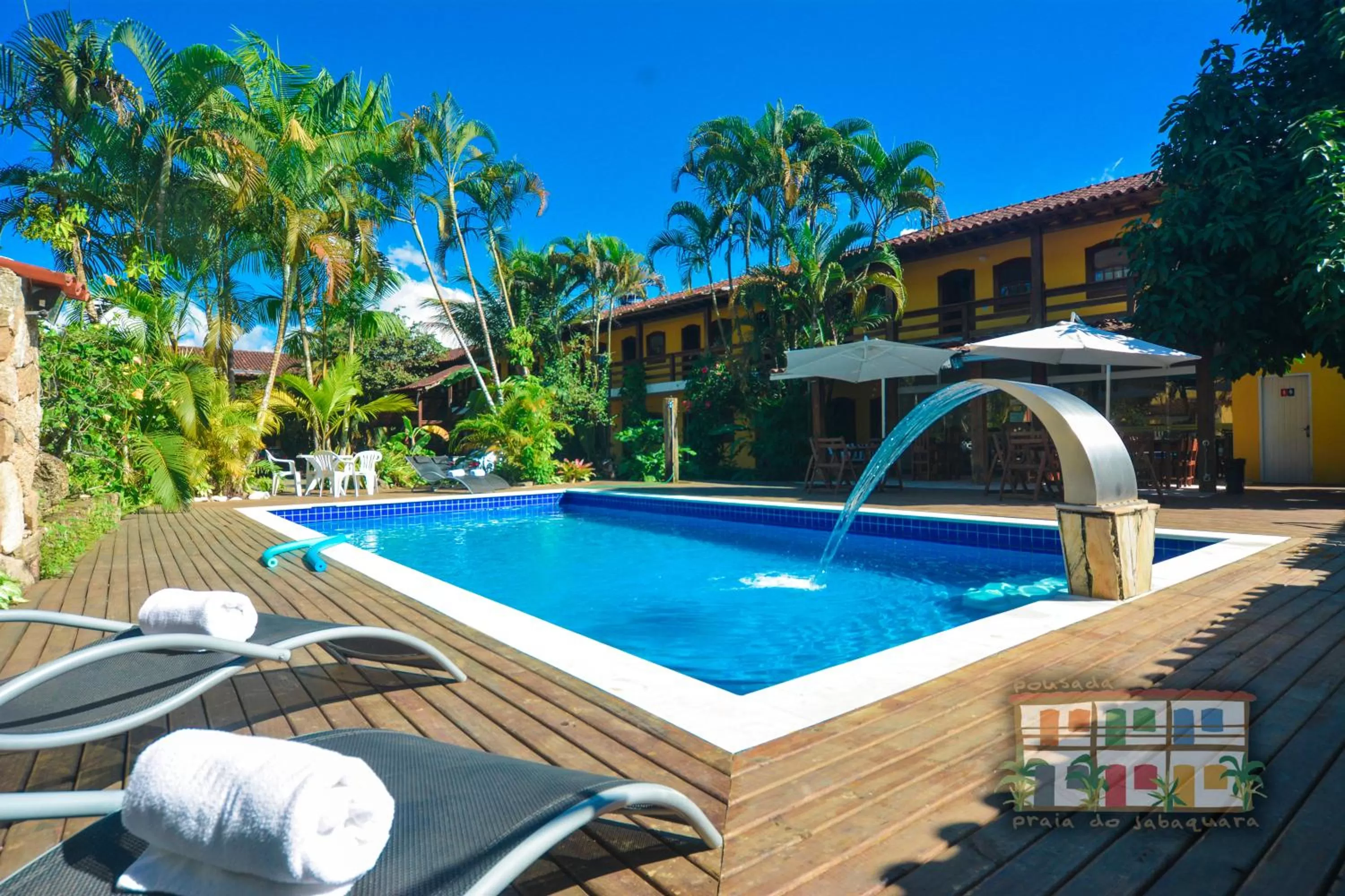 Pool view in Pousada Praia do Jabaquara