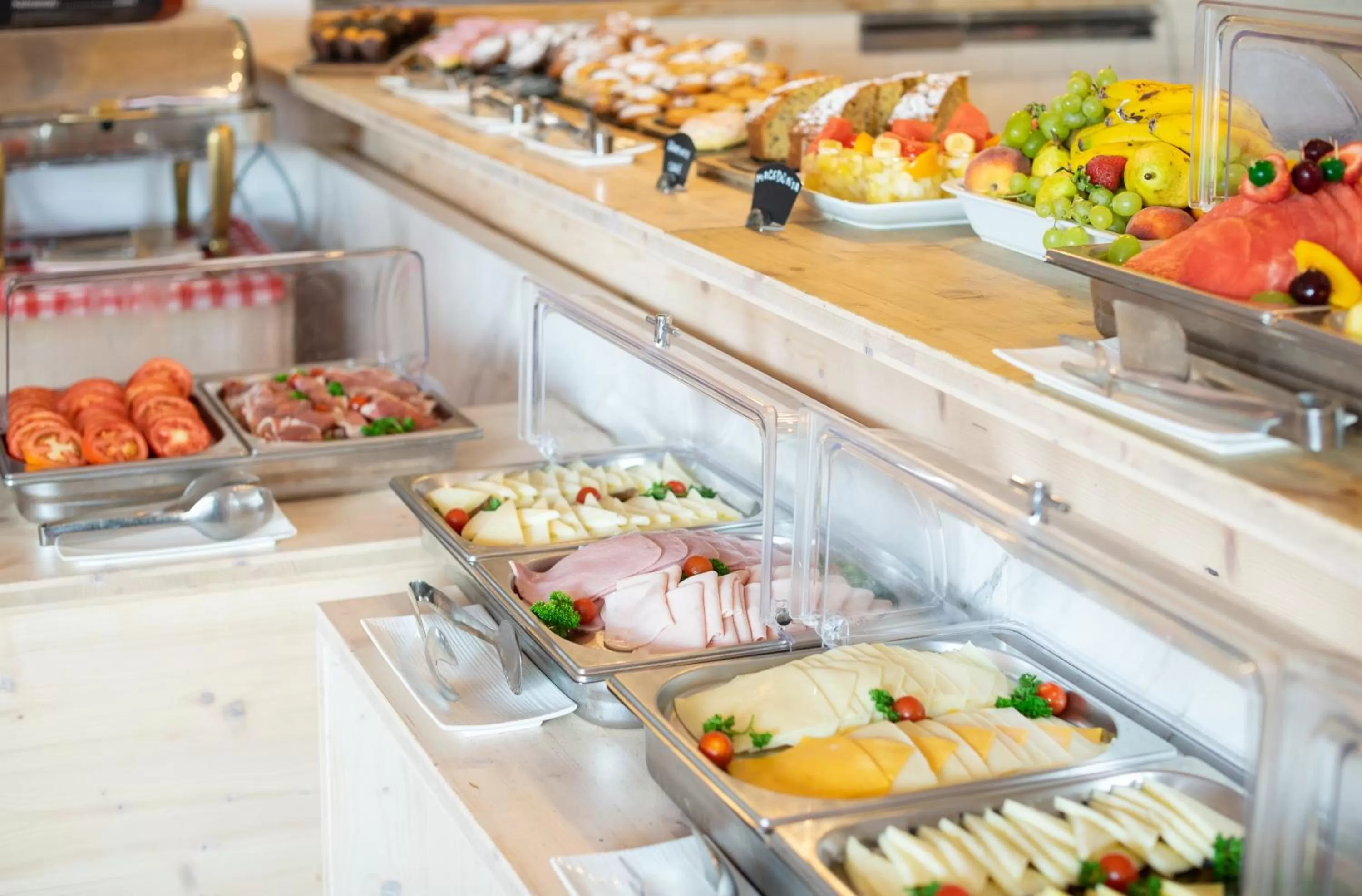 Breakfast in Hotel Eolo