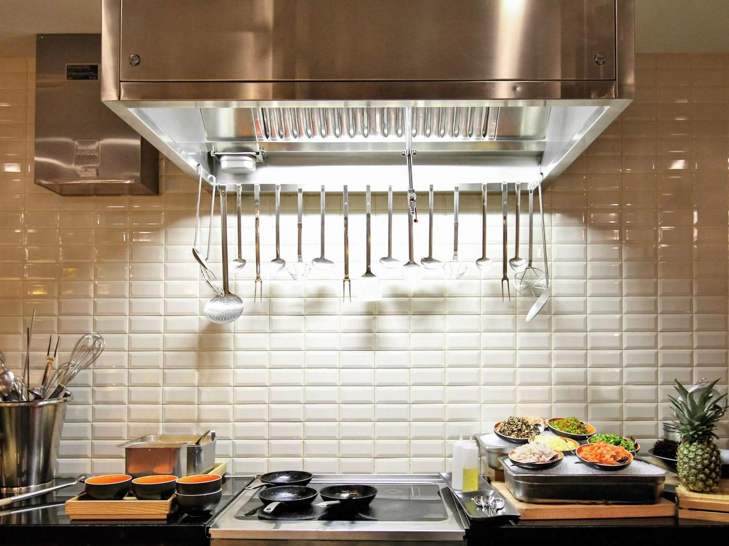 Restaurant/places to eat in ibis Dubai One Central