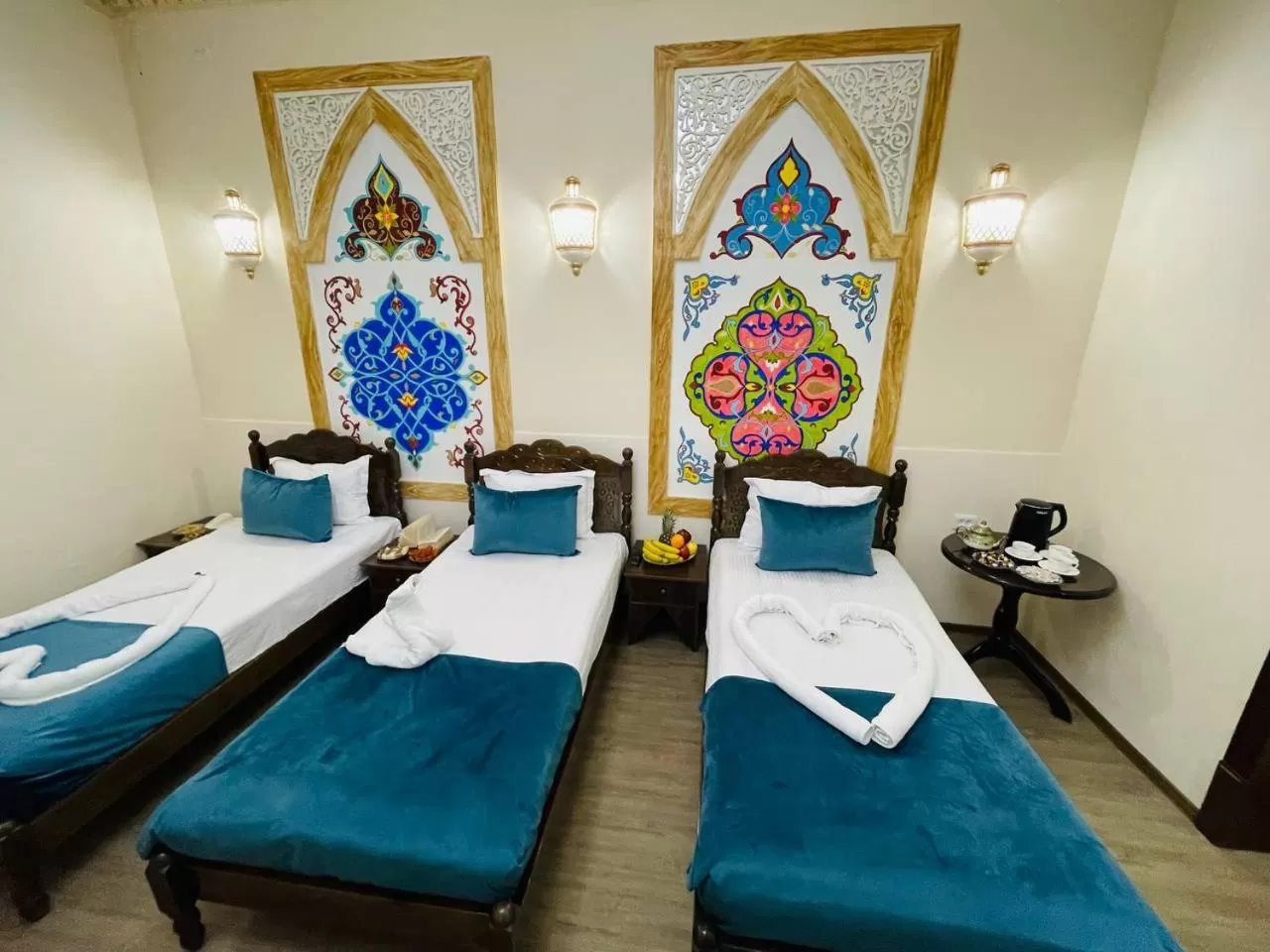 Luxury Triple Room in Hotel Jumadaler Castle Bukhara Old Town Отдыхай от Проблем