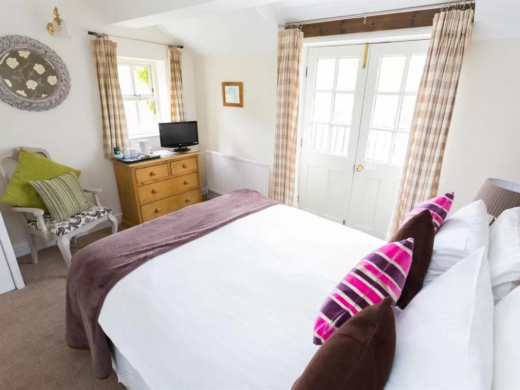 Bedroom, Bed in Wellington Inn