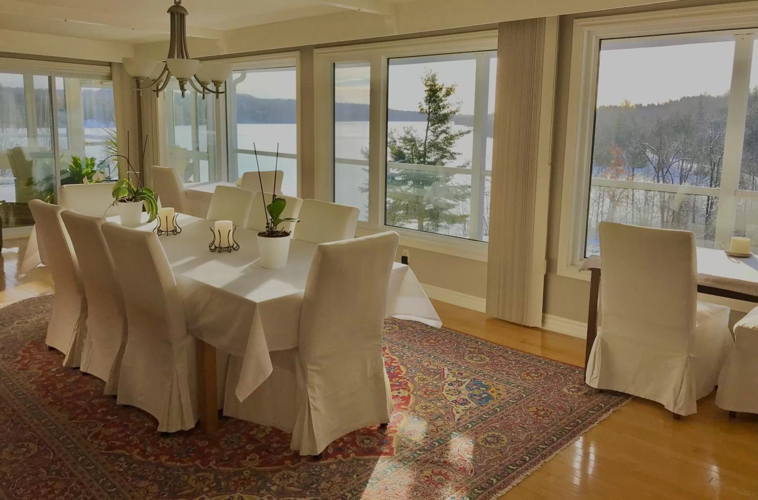 Restaurant/places to eat in Auberge Tom B&B