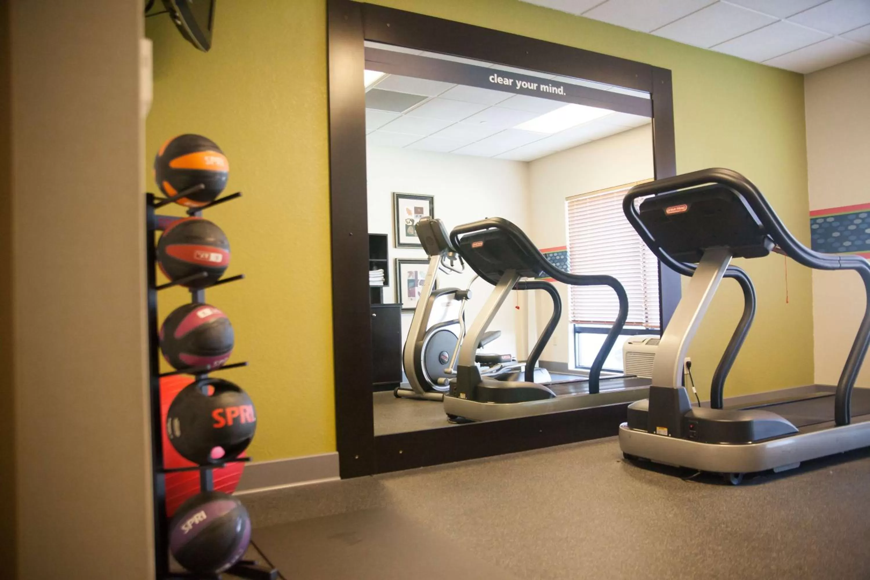 Fitness centre/facilities in Hampton Inn Mountain Home