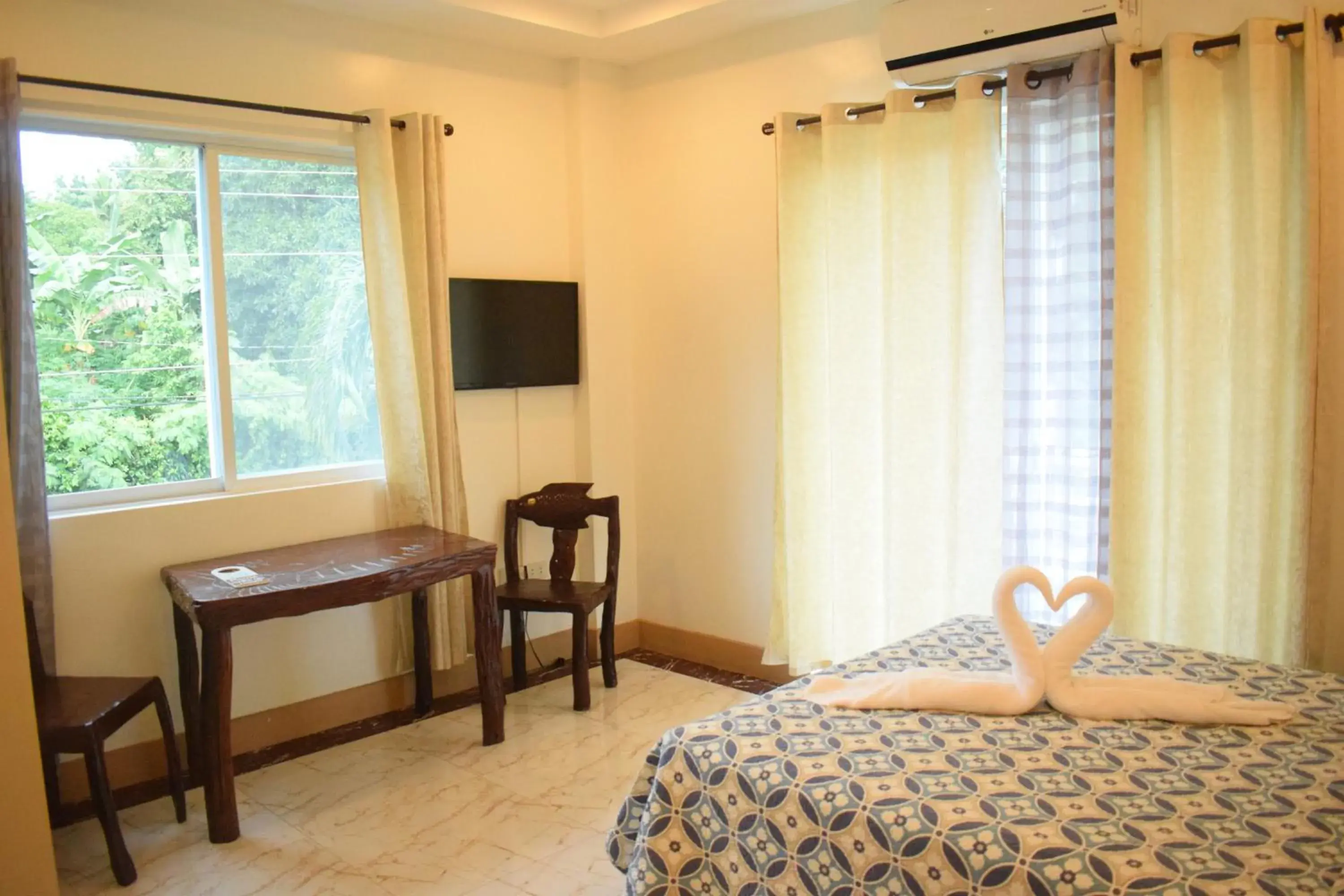 Standard Double Room in Villa de Sierra Vista Bay and Mountain View Inn Standard Double Room in Villa de Sierra Vista Bay and Mountain View Inn