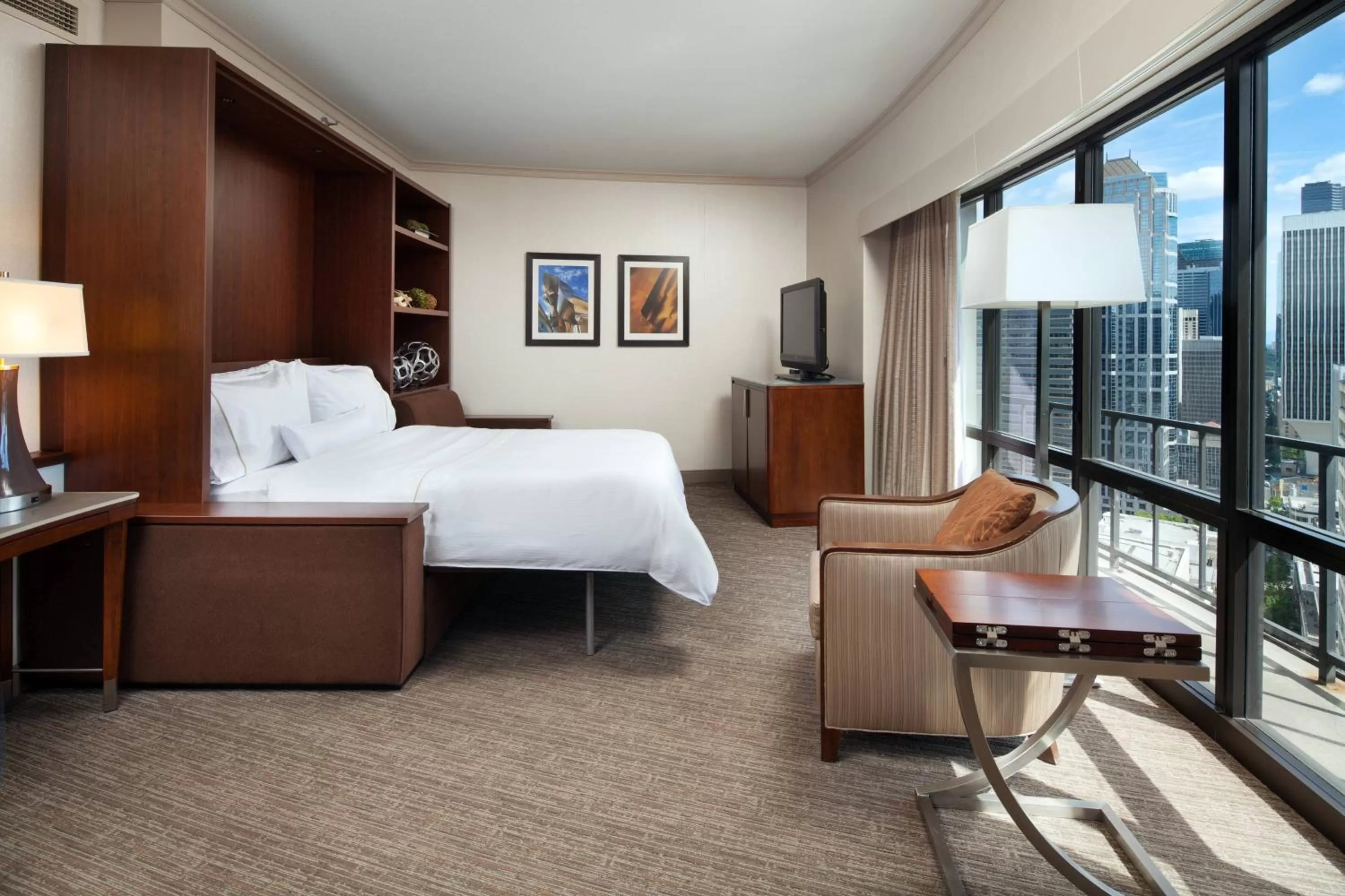 Living room, Bed in The Westin Seattle