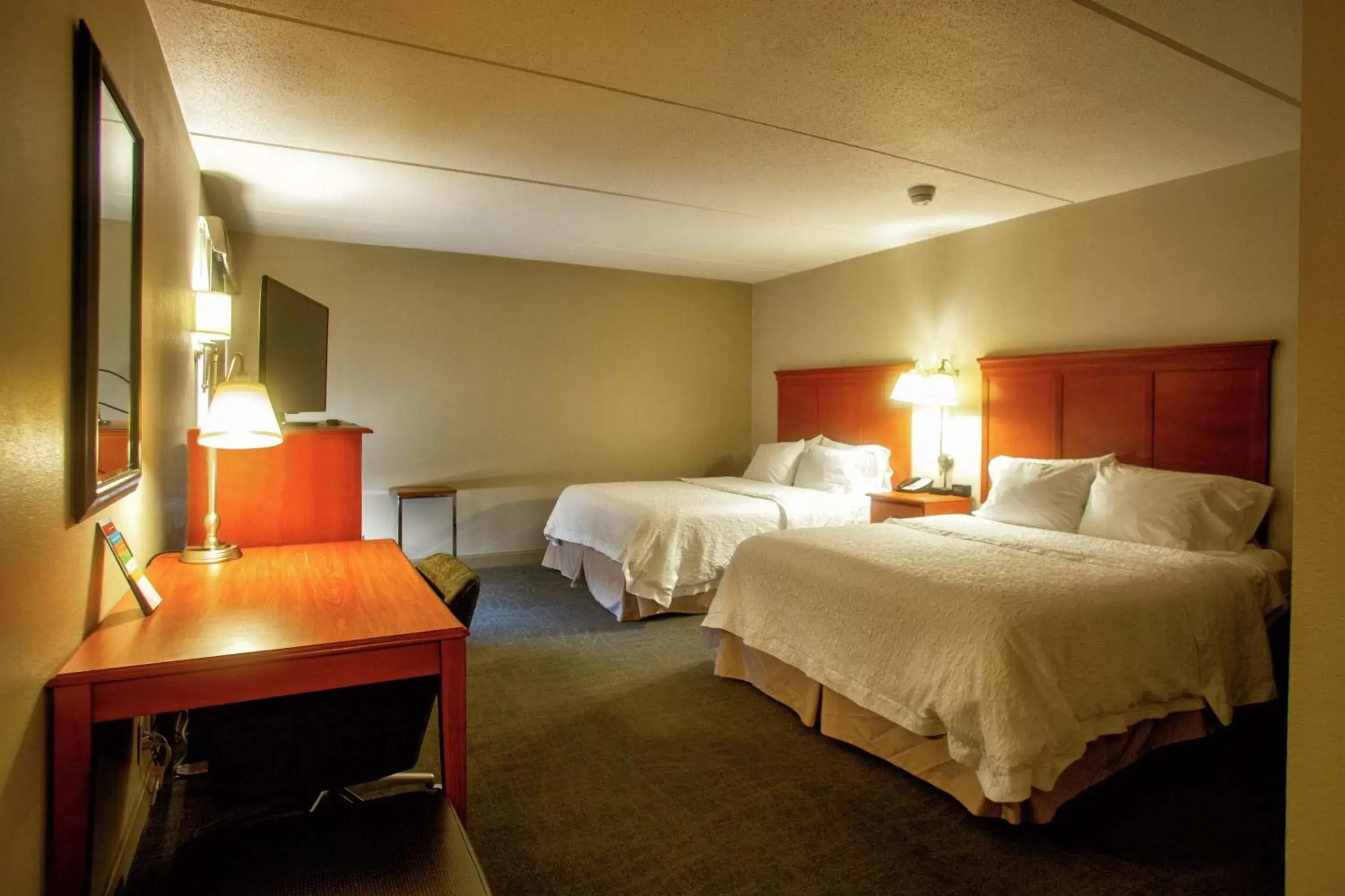 Queen Room with Two Queen Beds - Hearing Access/Non-Smoking in Hampton Inn Wheeling Queen Room with Two Queen Beds - Hearing Access/Non-Smoking in Hampton Inn Wheeling