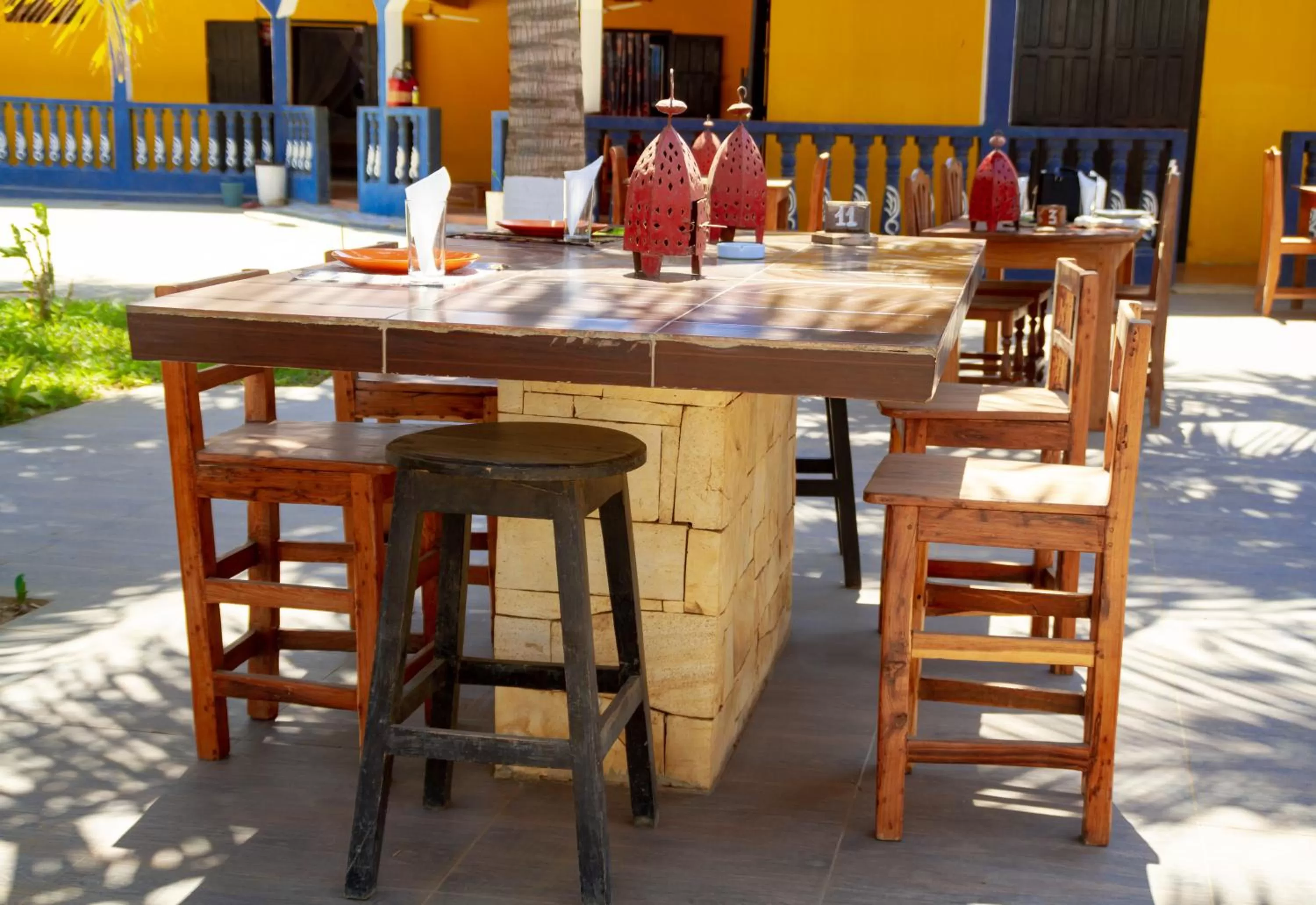 Restaurant/places to eat in Bohobé Naboty