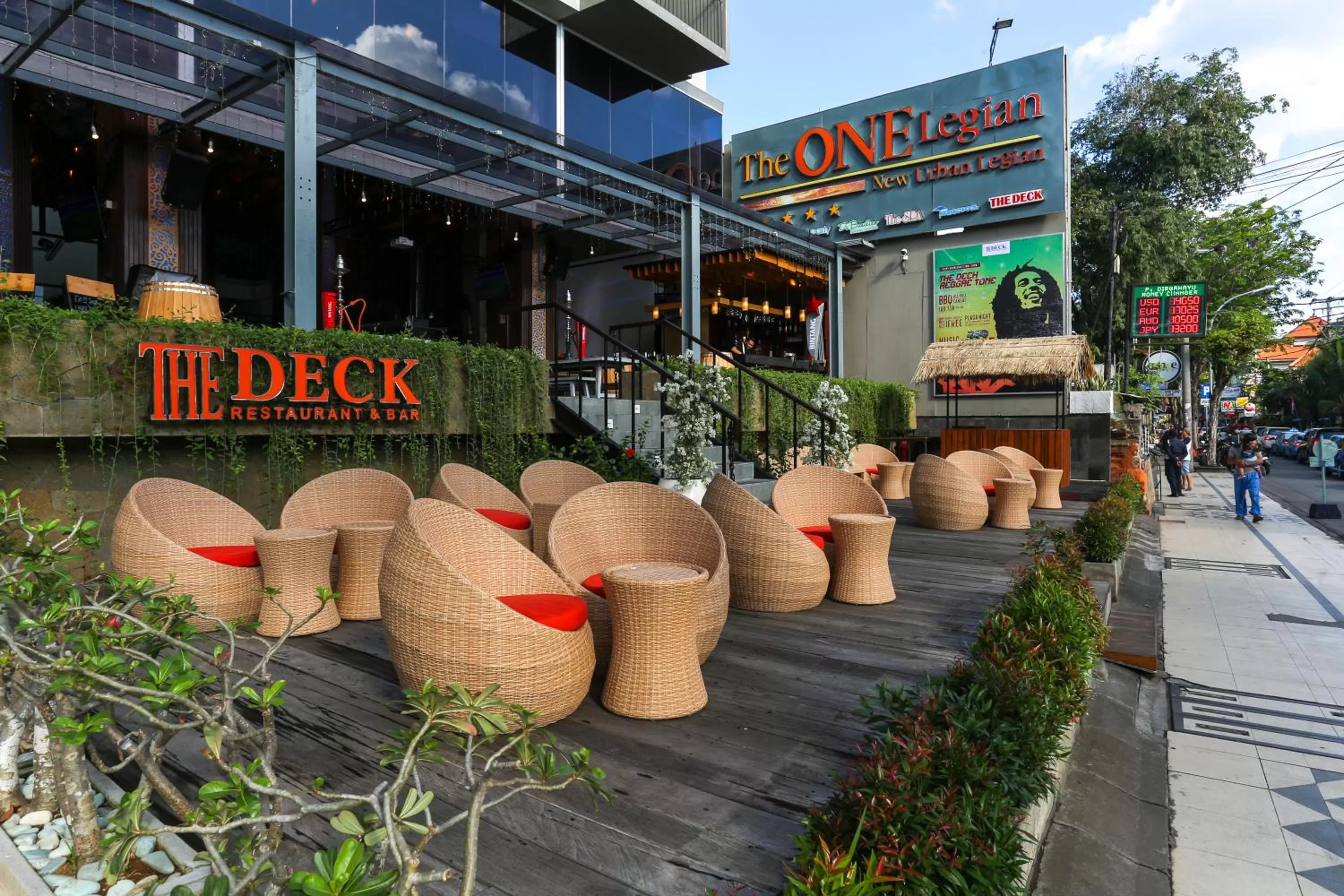 Facade/entrance in The ONE Legian