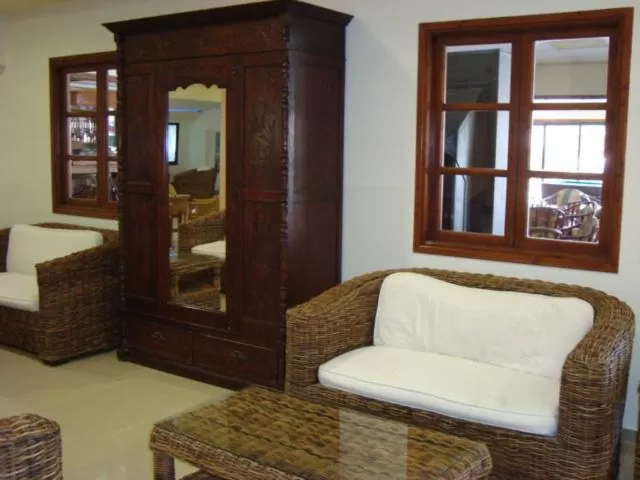 Living room in Veronica Hotel