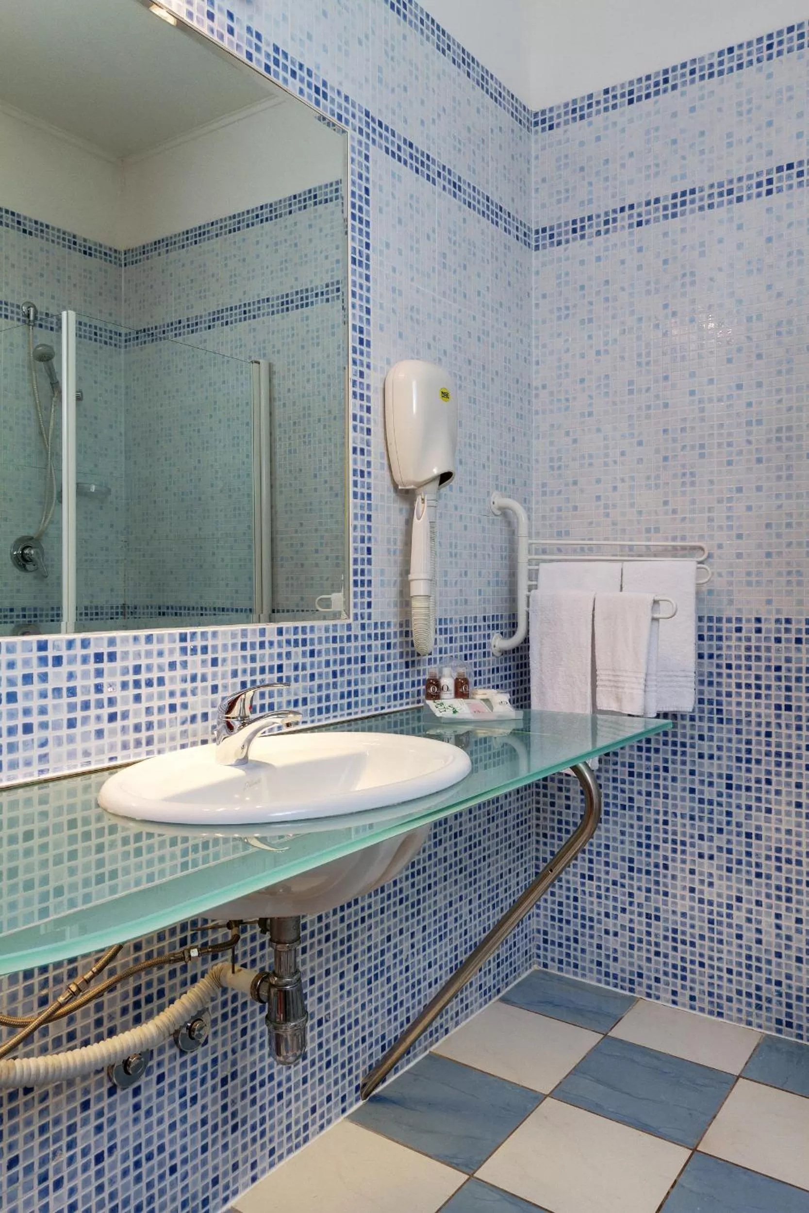 Bathroom in Hotel Villa Ducale