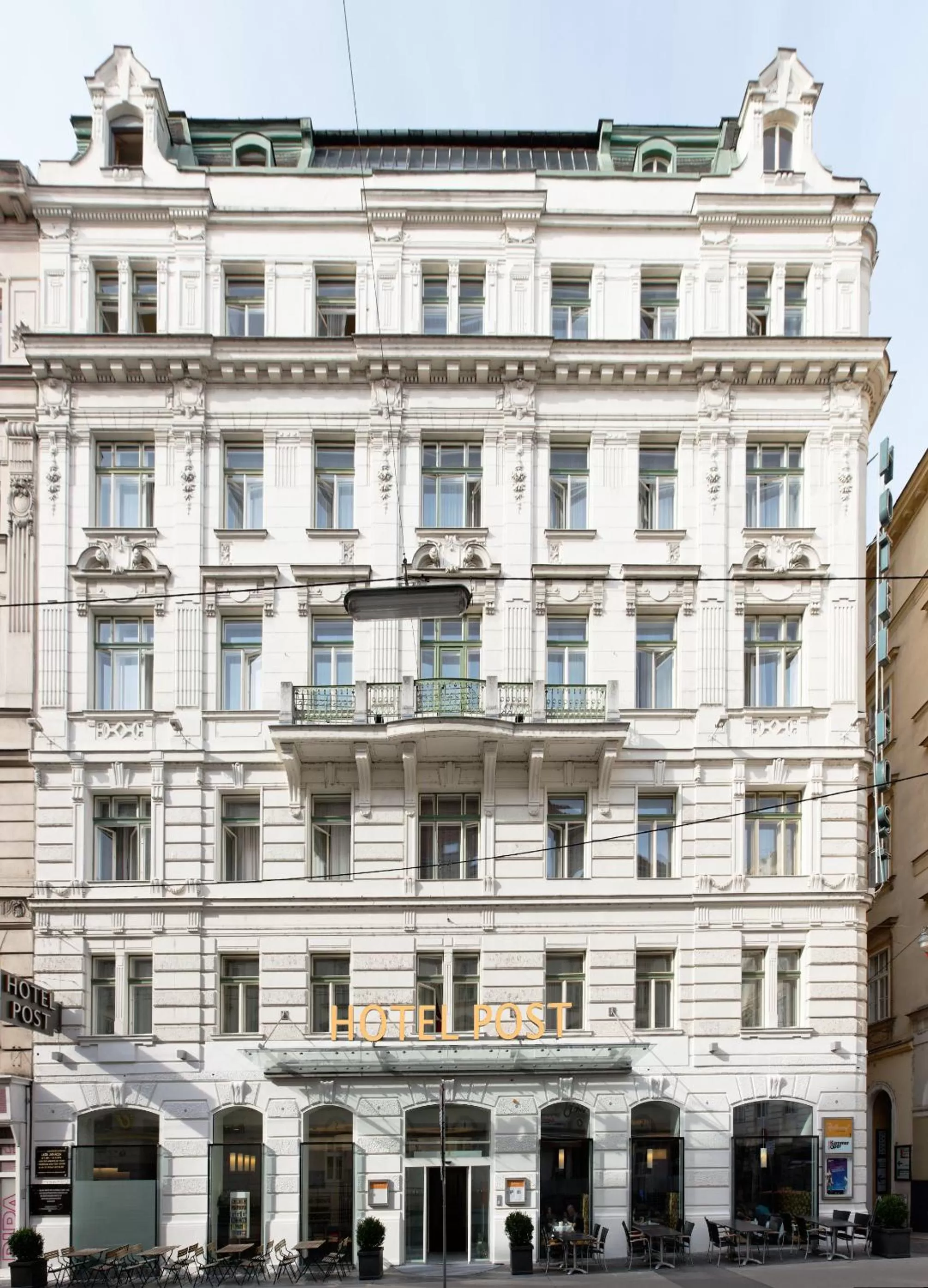 Property building in Hotel Post Wien