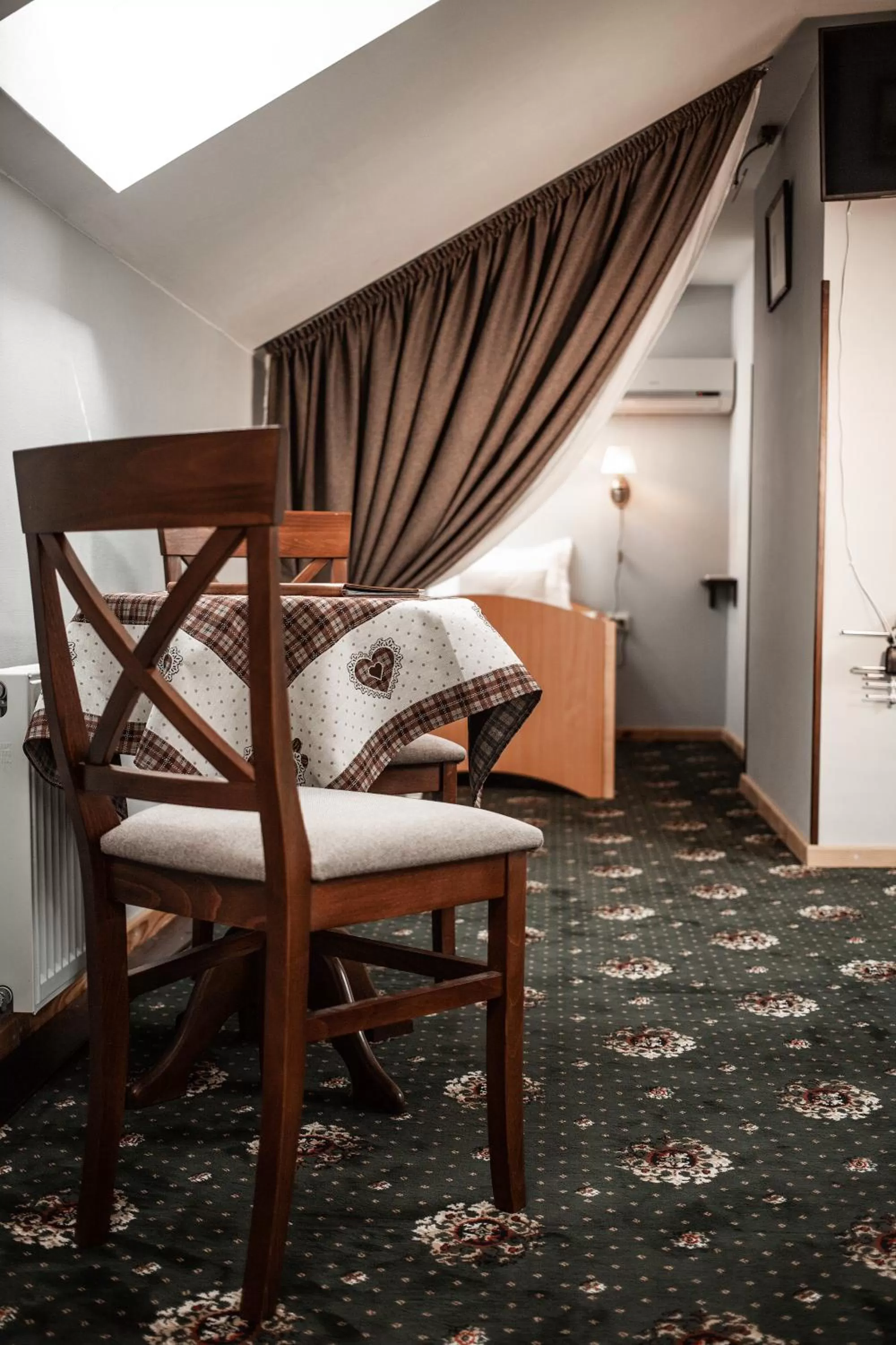 Bed in Sicheslav Ekaterinoslav