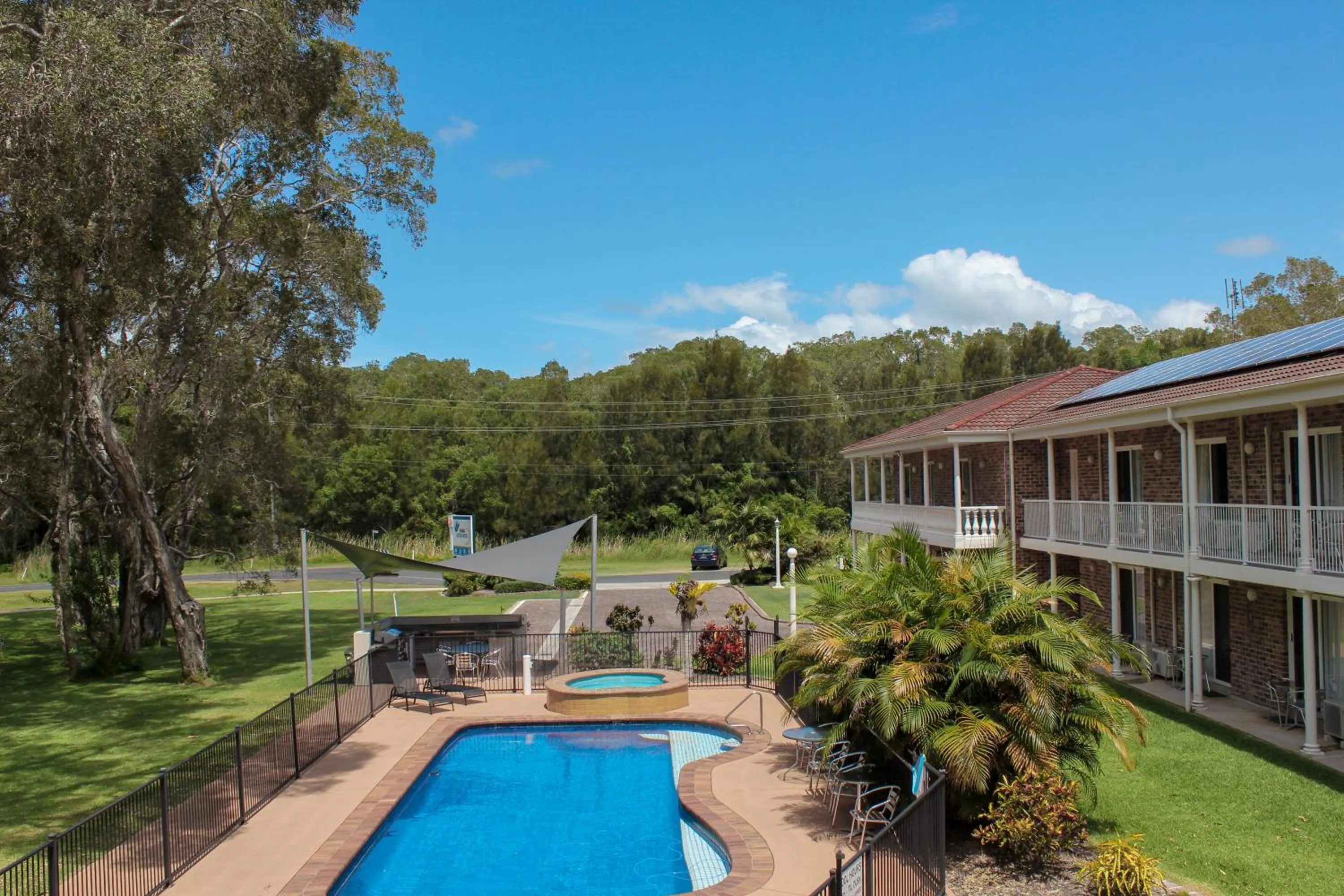 Property building in Aston Motel Yamba