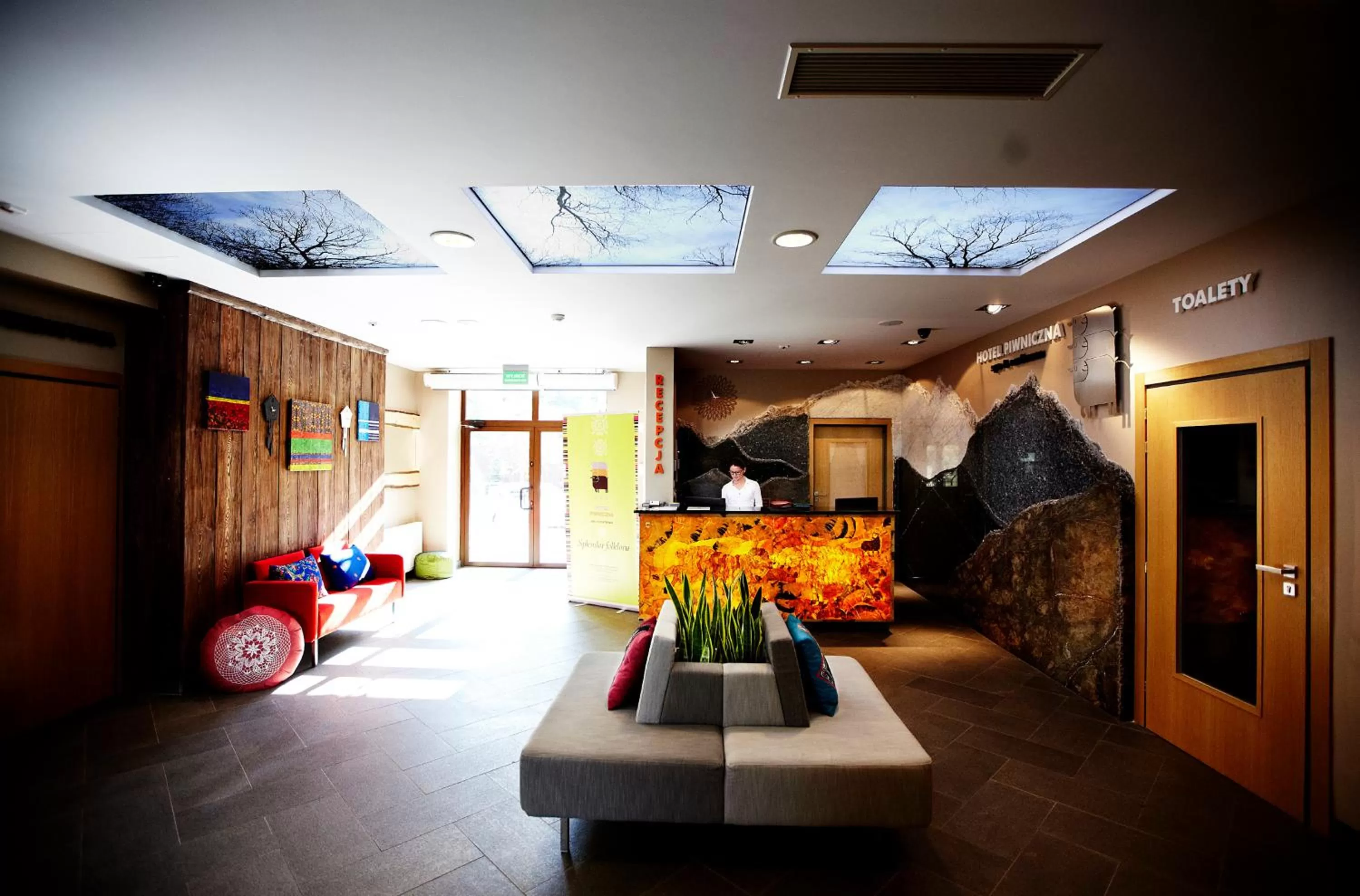 Lobby or reception in Hotel Piwniczna SPA&Conference