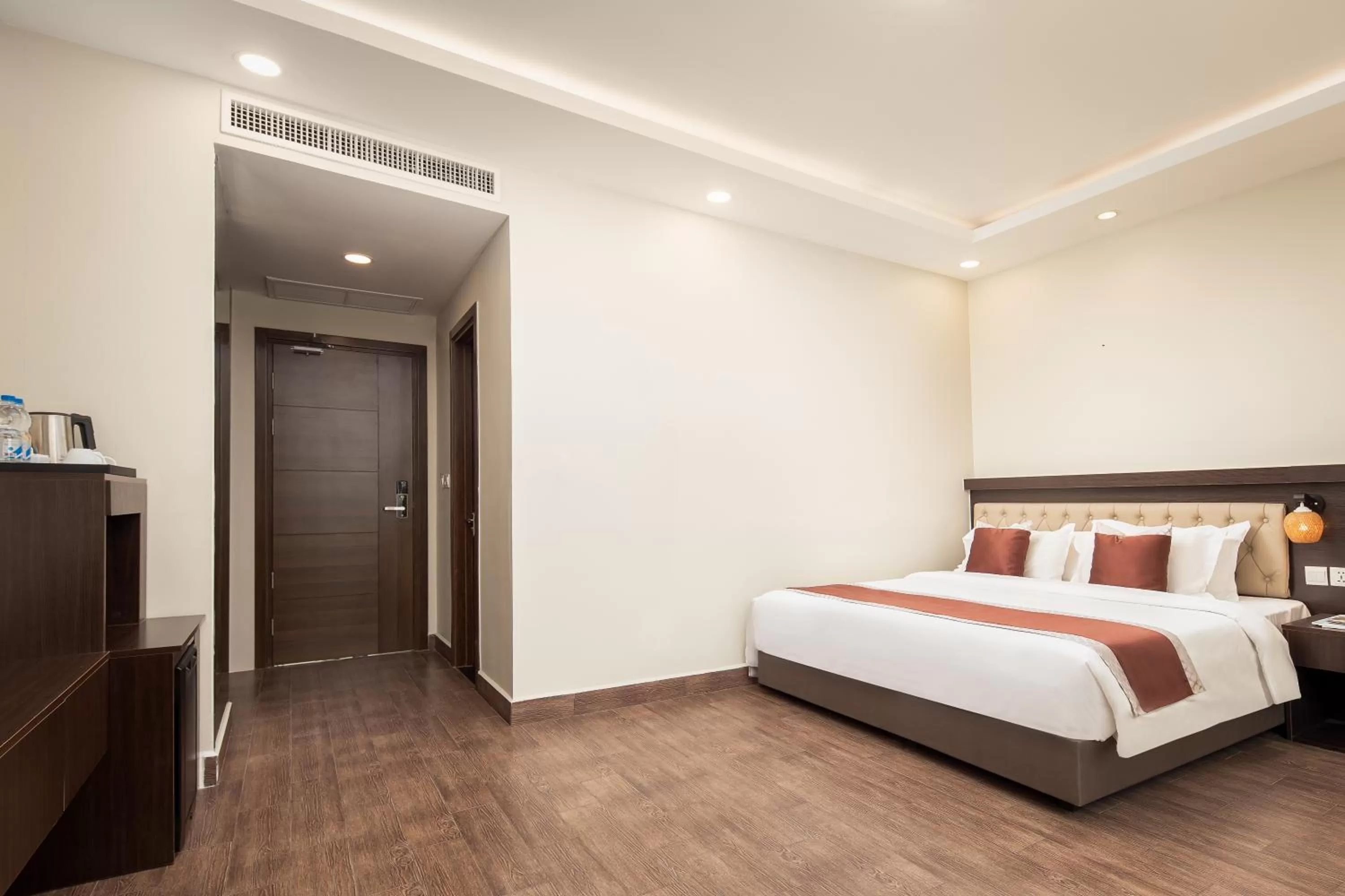 Bedroom, Bed in HM Grand Central Hotel