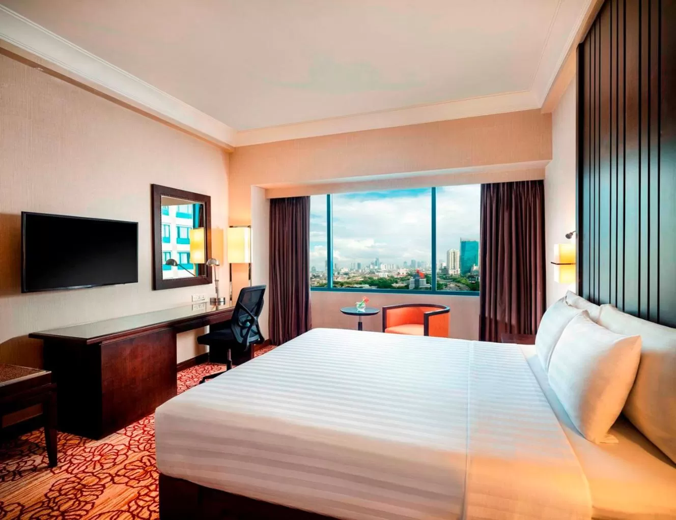 Bedroom, Bed in Hotel Ciputra Jakarta managed by Swiss-Belhotel International