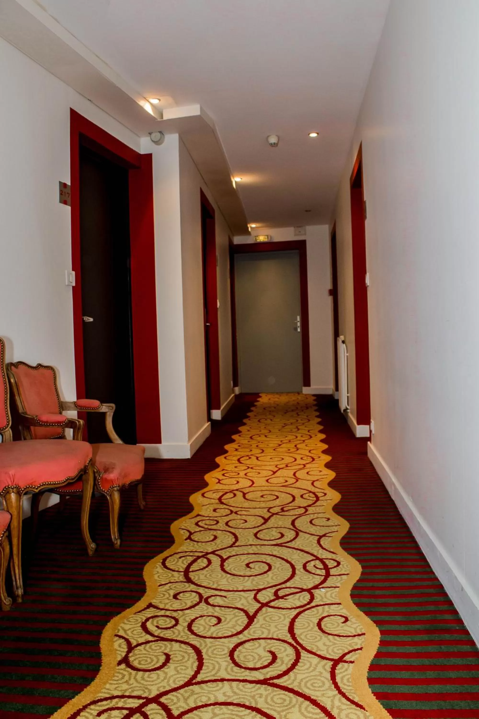 Animals in Cit'Hotel Europeen