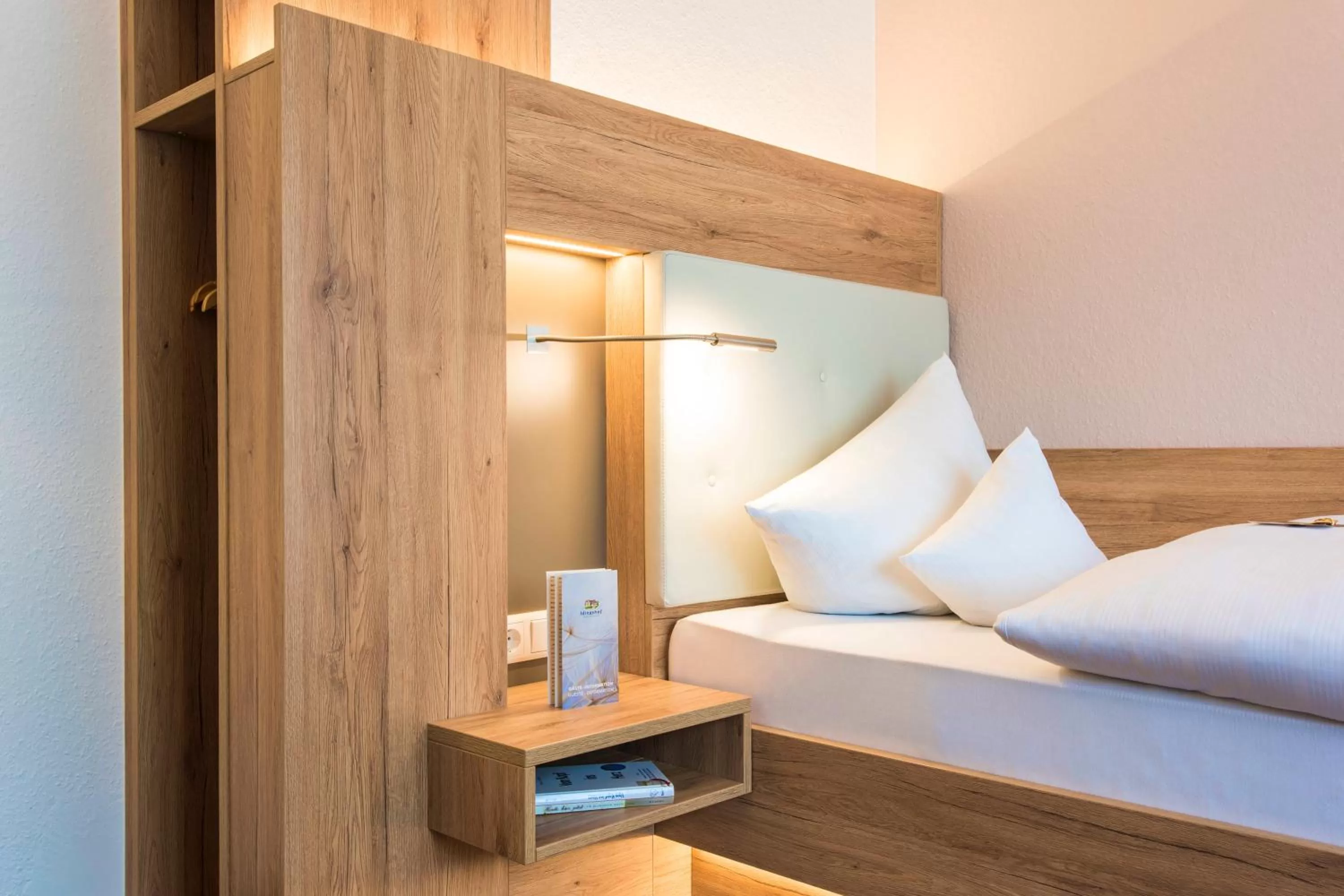 Bedroom, Bed in IDINGSHOF Hotel & Restaurant