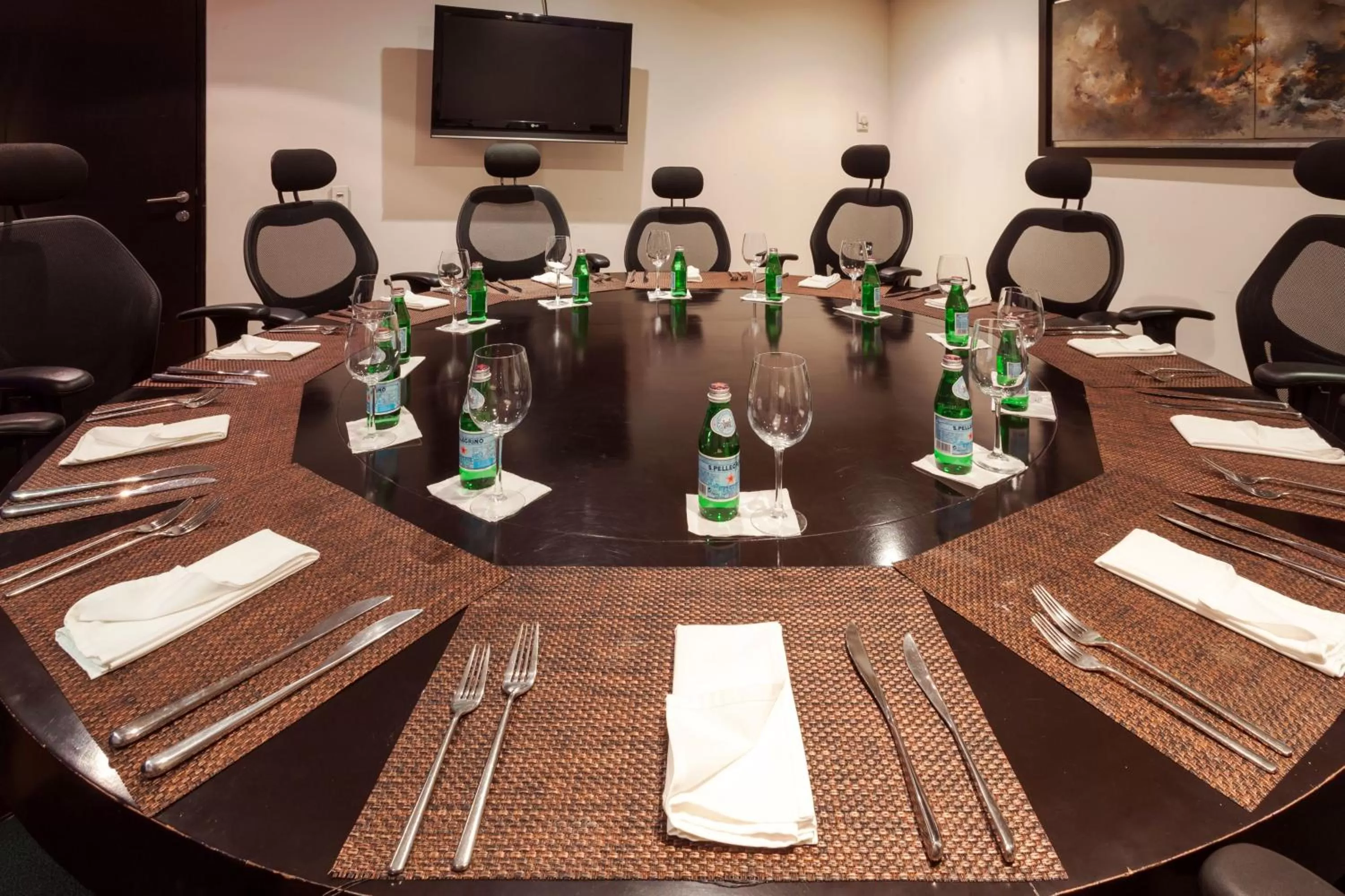 Meeting/conference room in Crowne Plaza Toluca - Lancaster by IHG