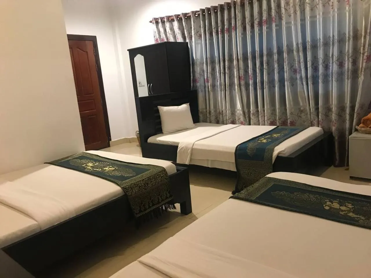 Property building, Bed in King Boutique Hotel