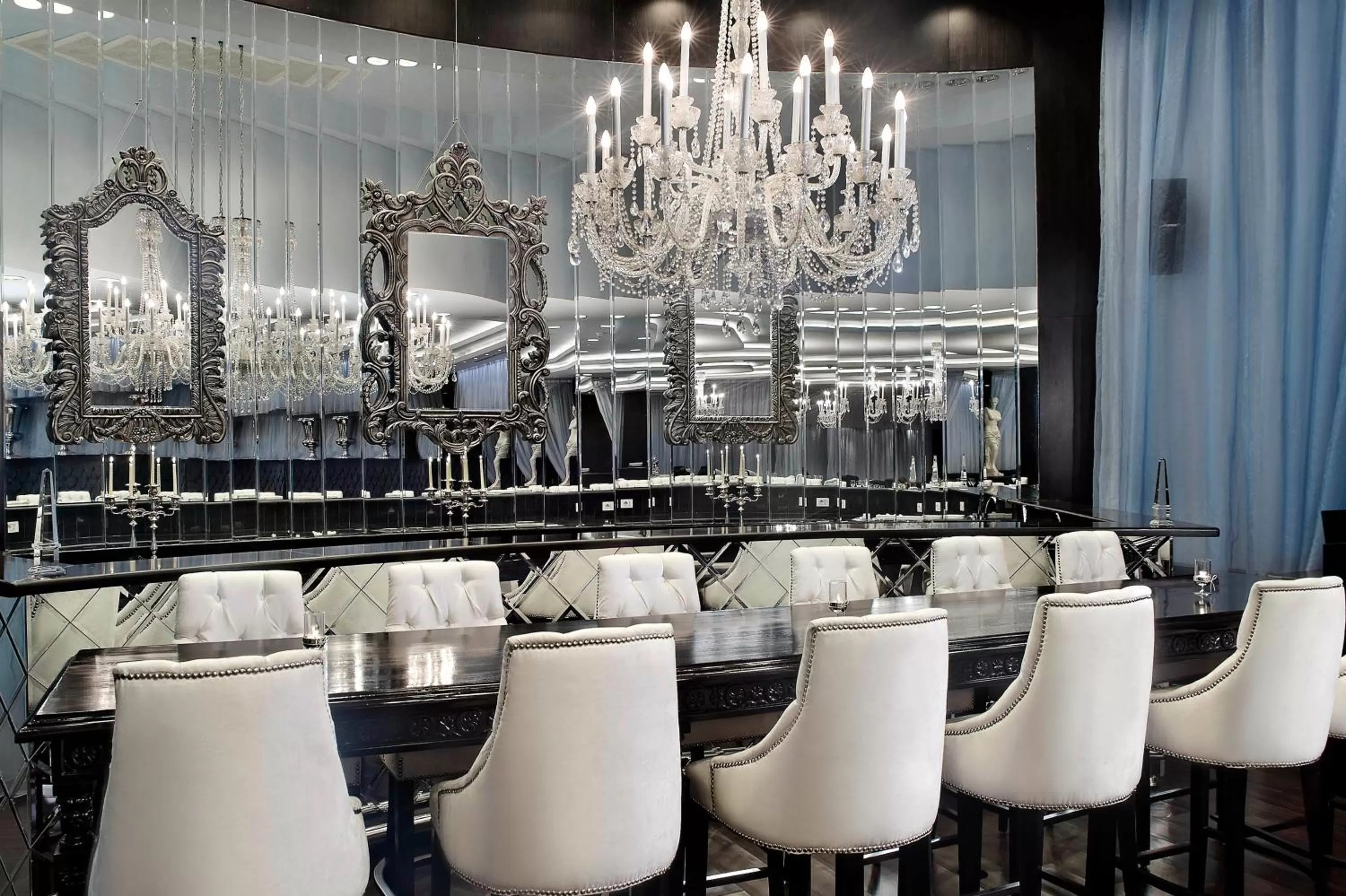 Restaurant/places to eat in Sun City Hotel - The Gabriel