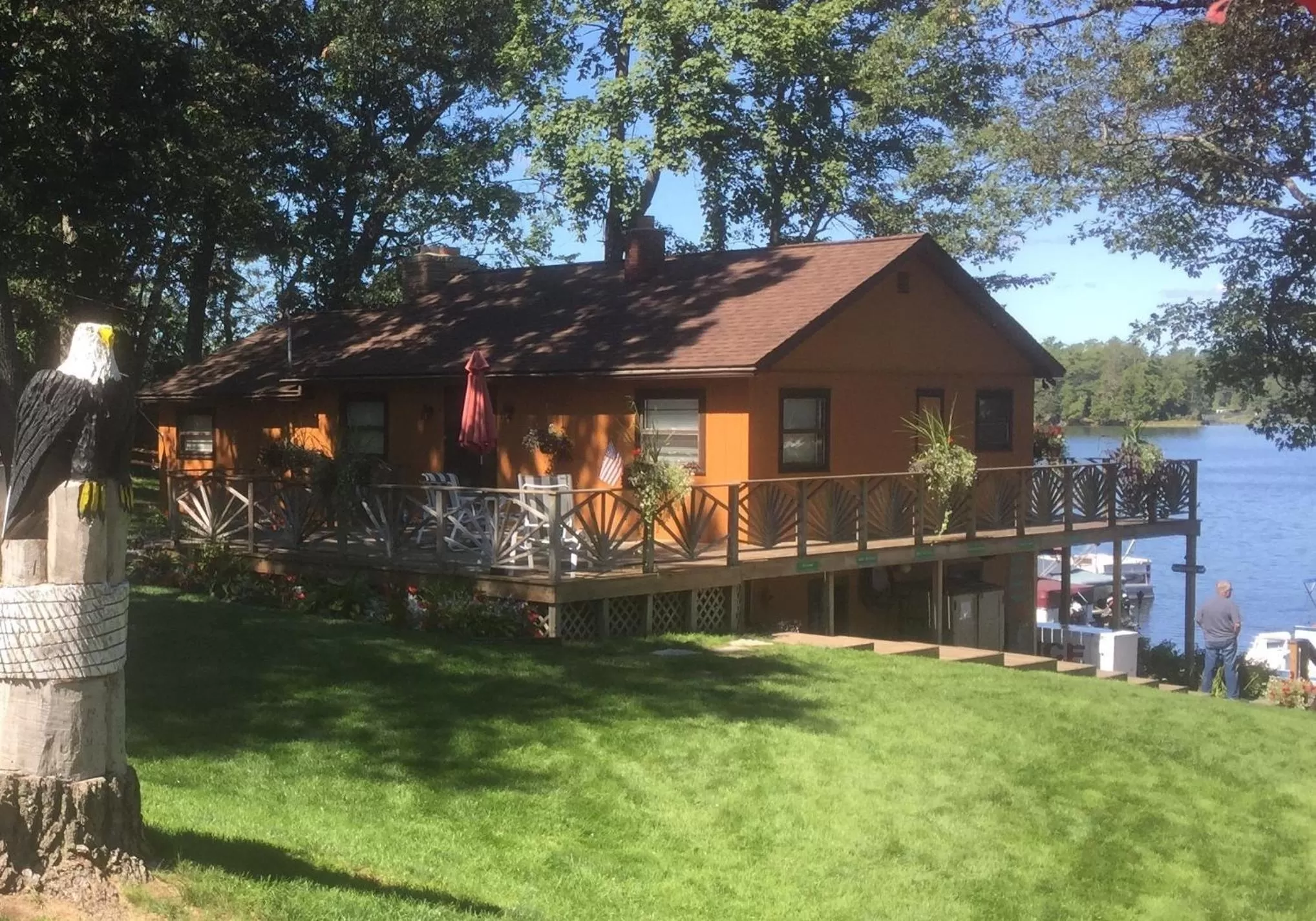 Property building in Clear Lake Resort