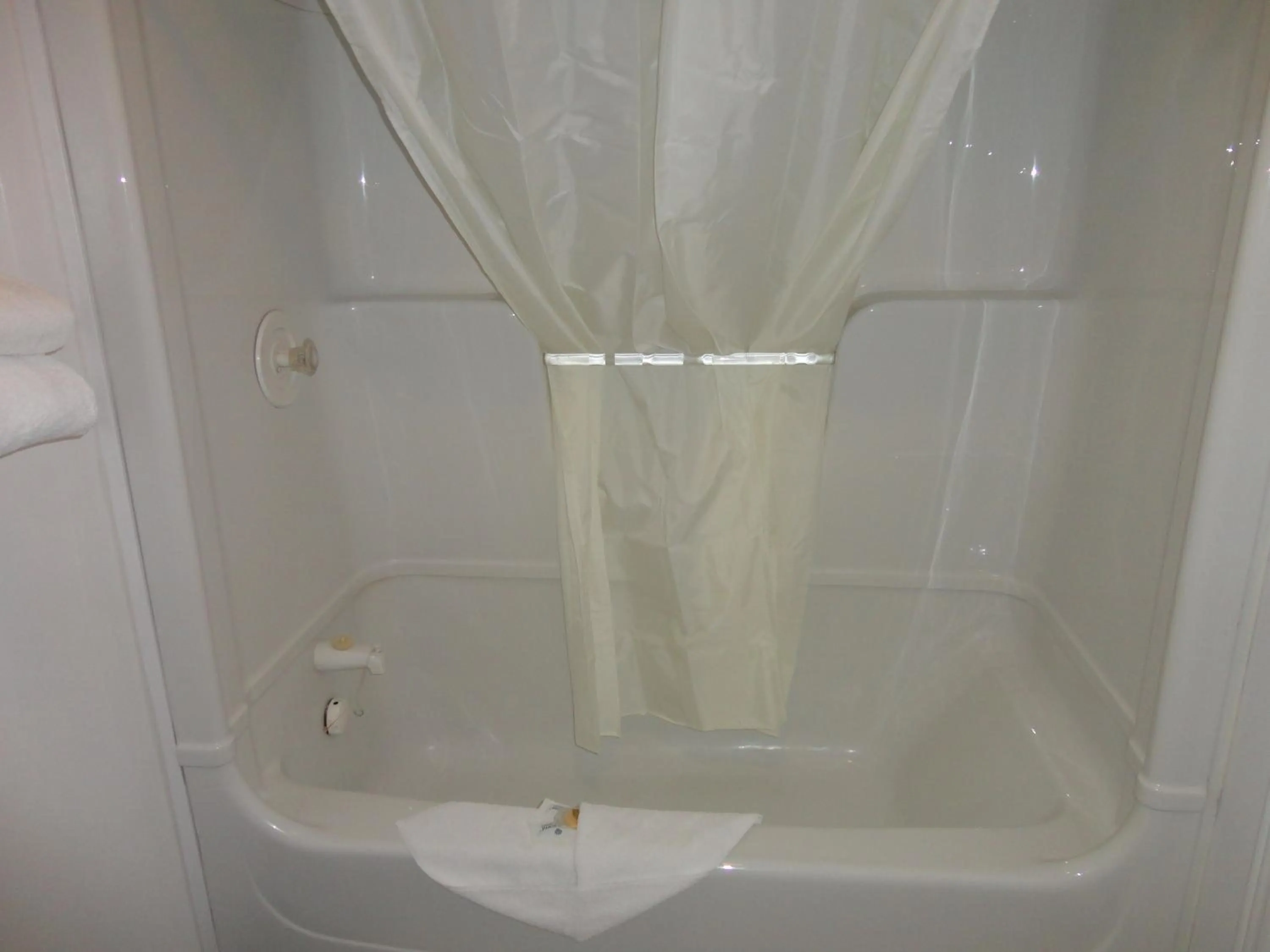 Bathroom in Park Inn Motel