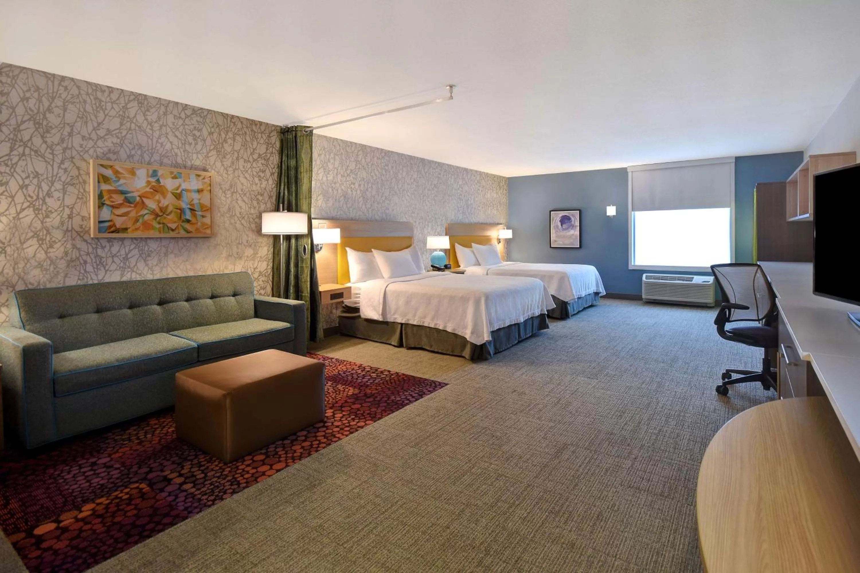 Bedroom, Bed in Home2 Suites Eau Claire South, Wi