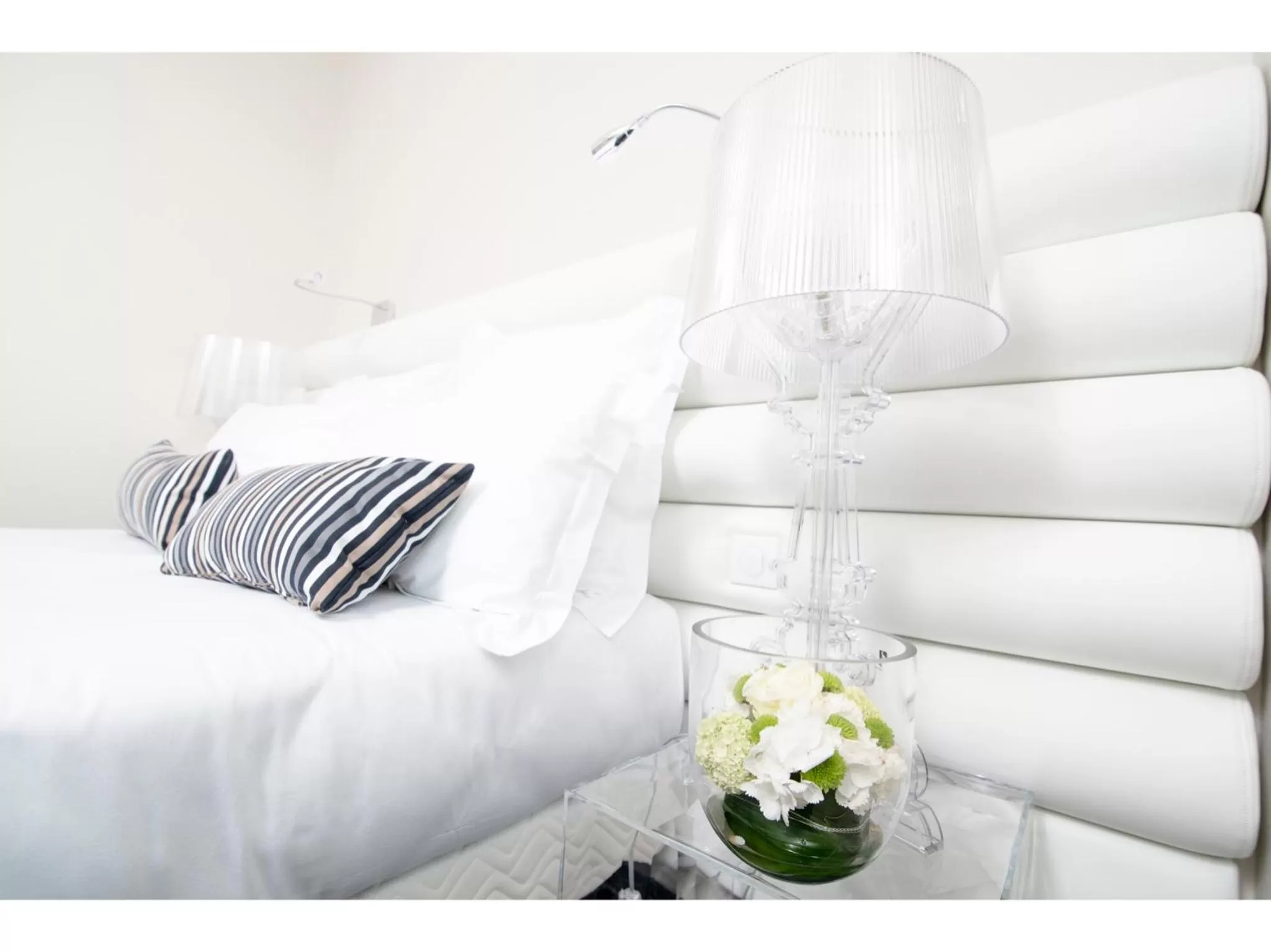 Bed in Hotel Restaurant Les Capucins