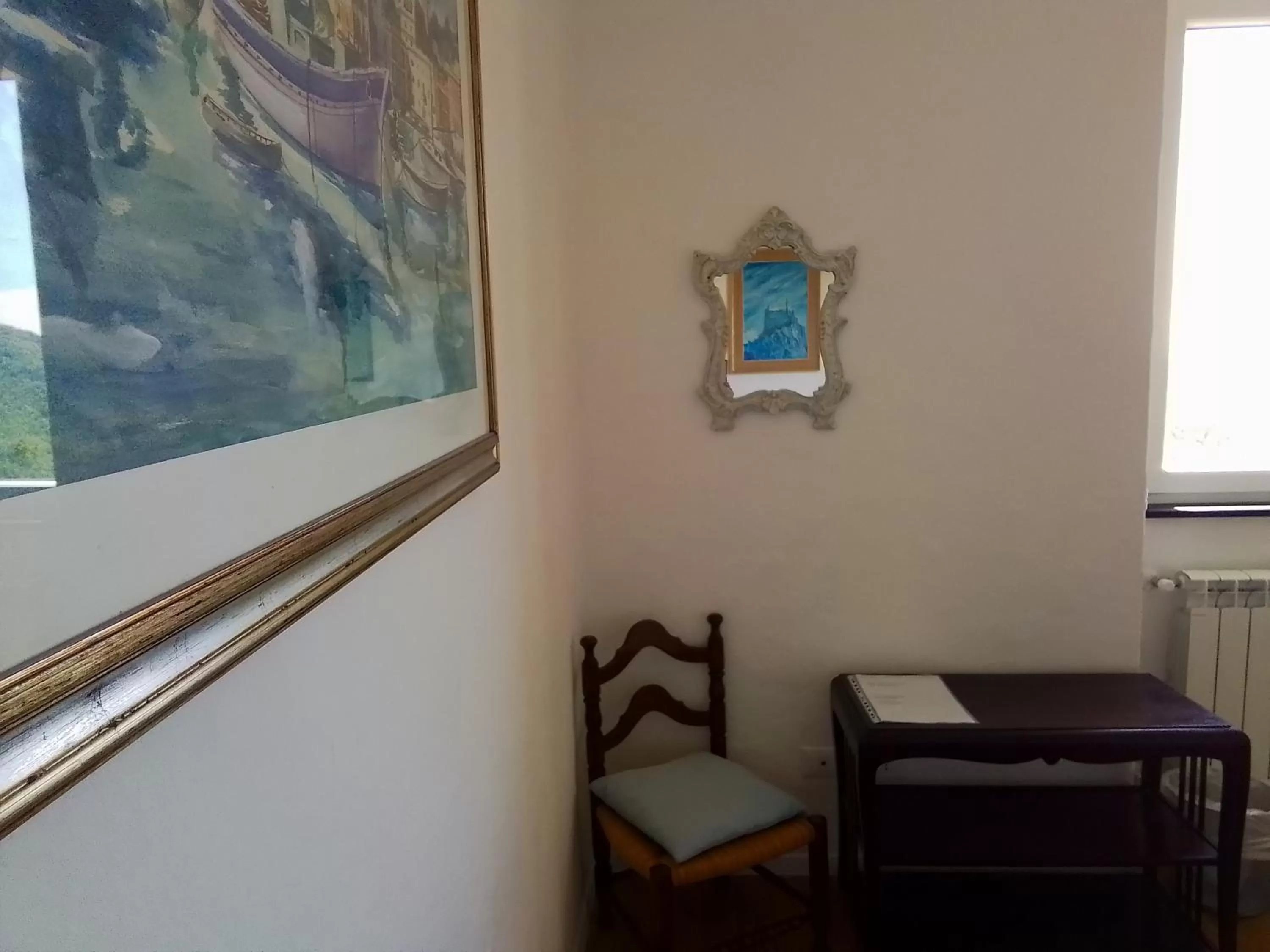 Decorative detail, TV/Entertainment Center in ANITA B&B