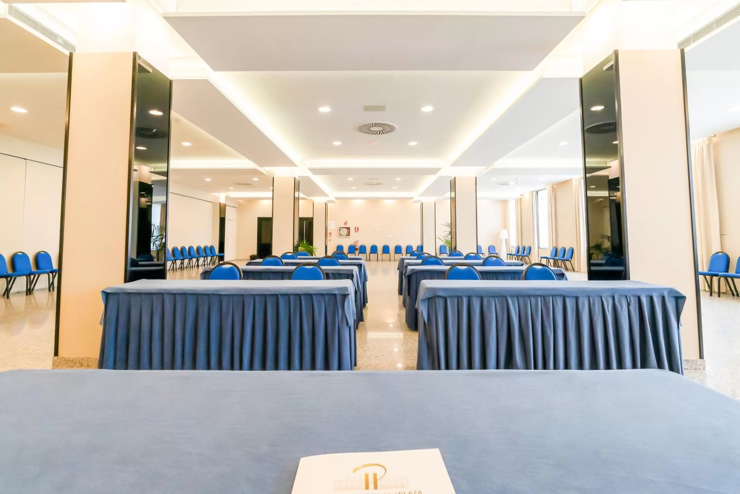 Meeting/conference room in Ponferrada Plaza