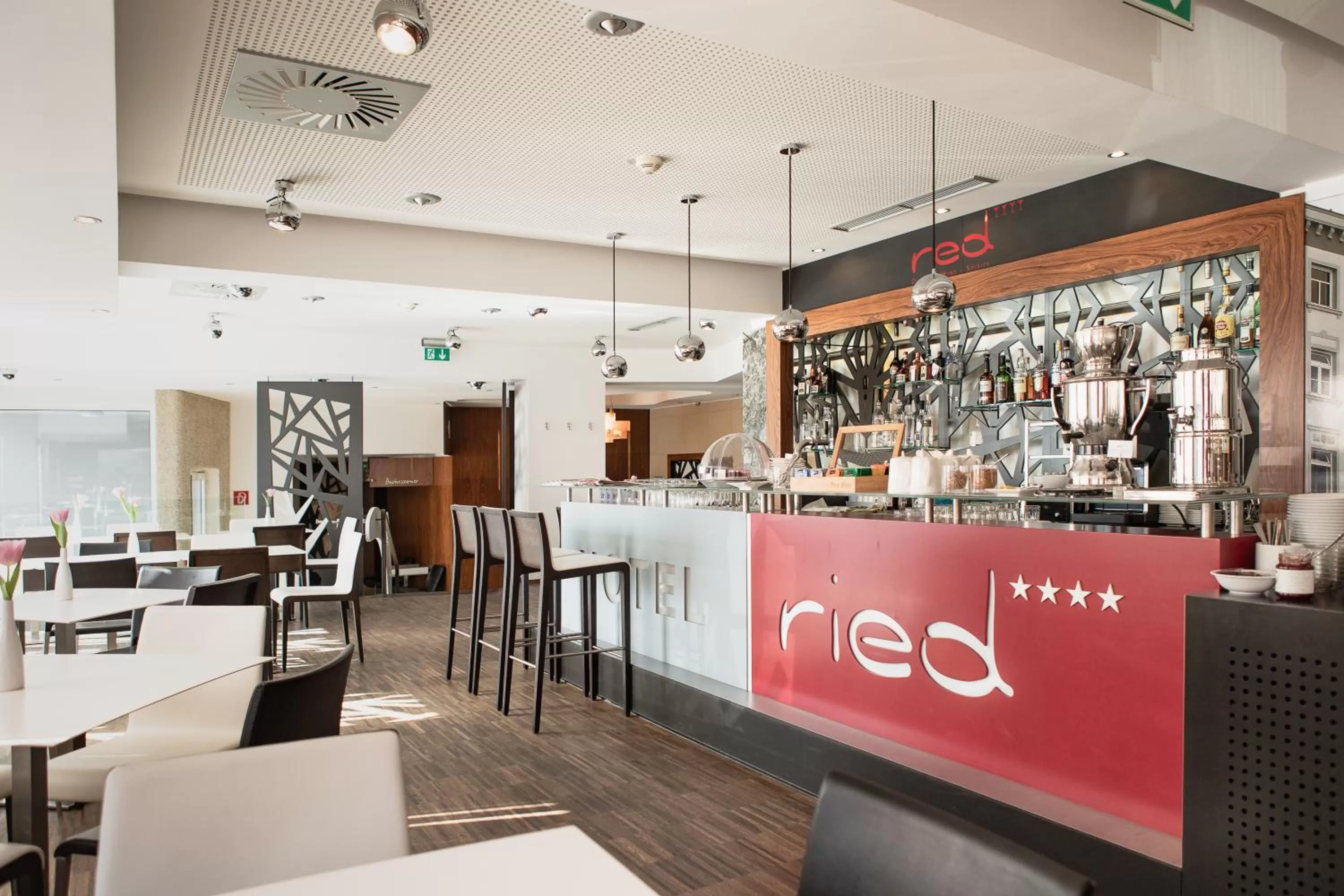 Restaurant/places to eat in H+ Hotel Ried