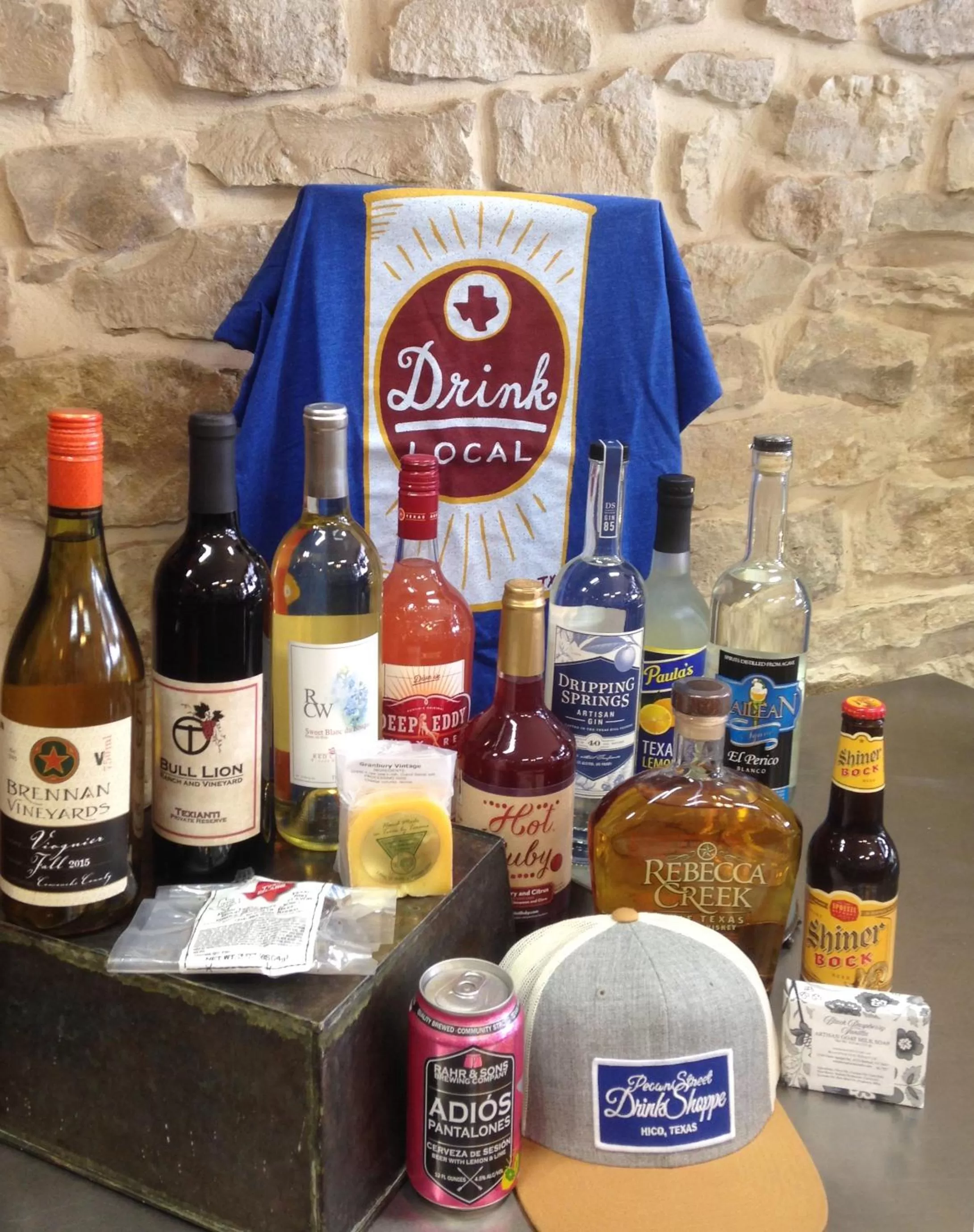 On-site shops in Upstairs Inn