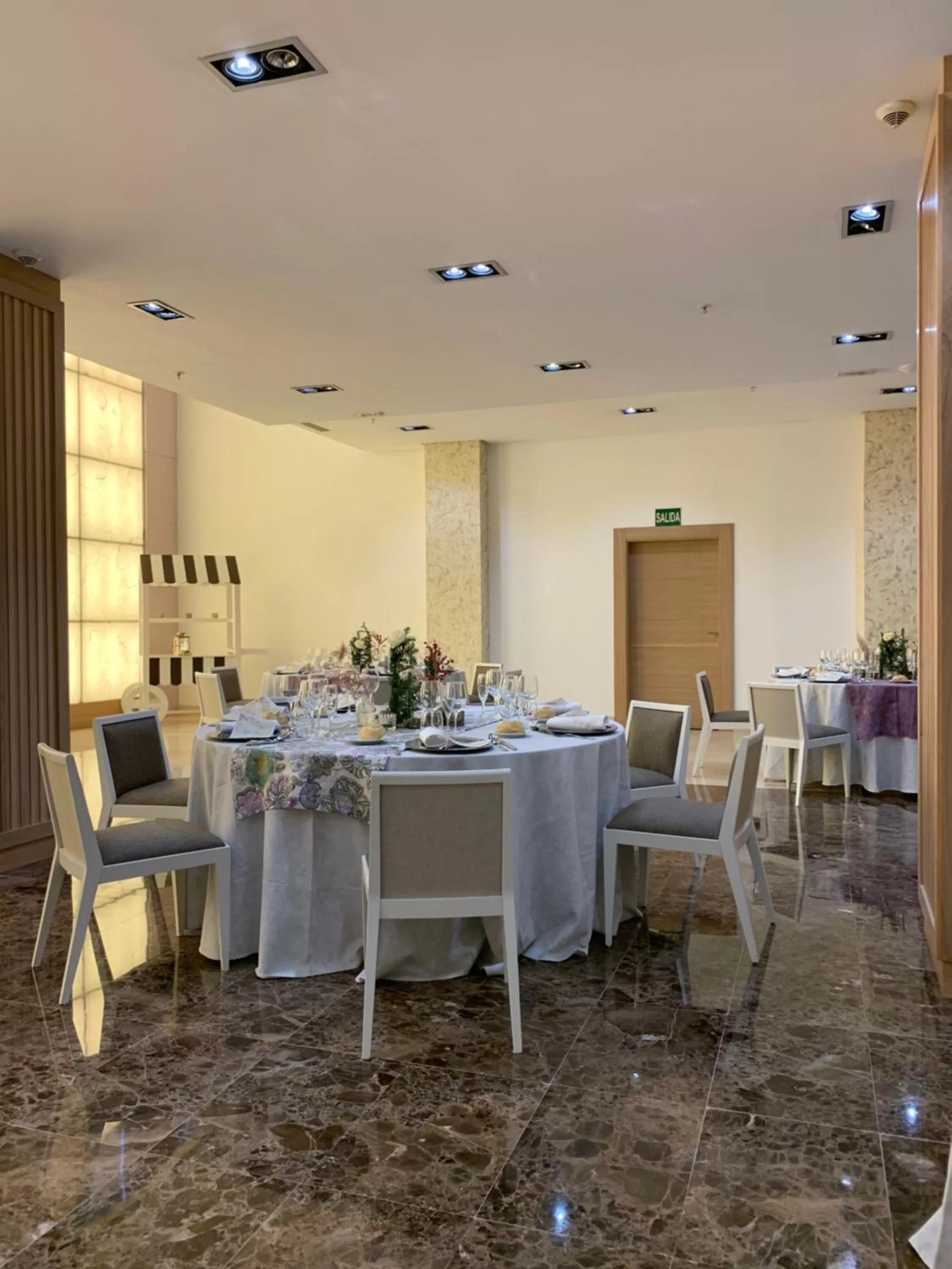 Restaurant/places to eat in Gran Hotel Don Manuel