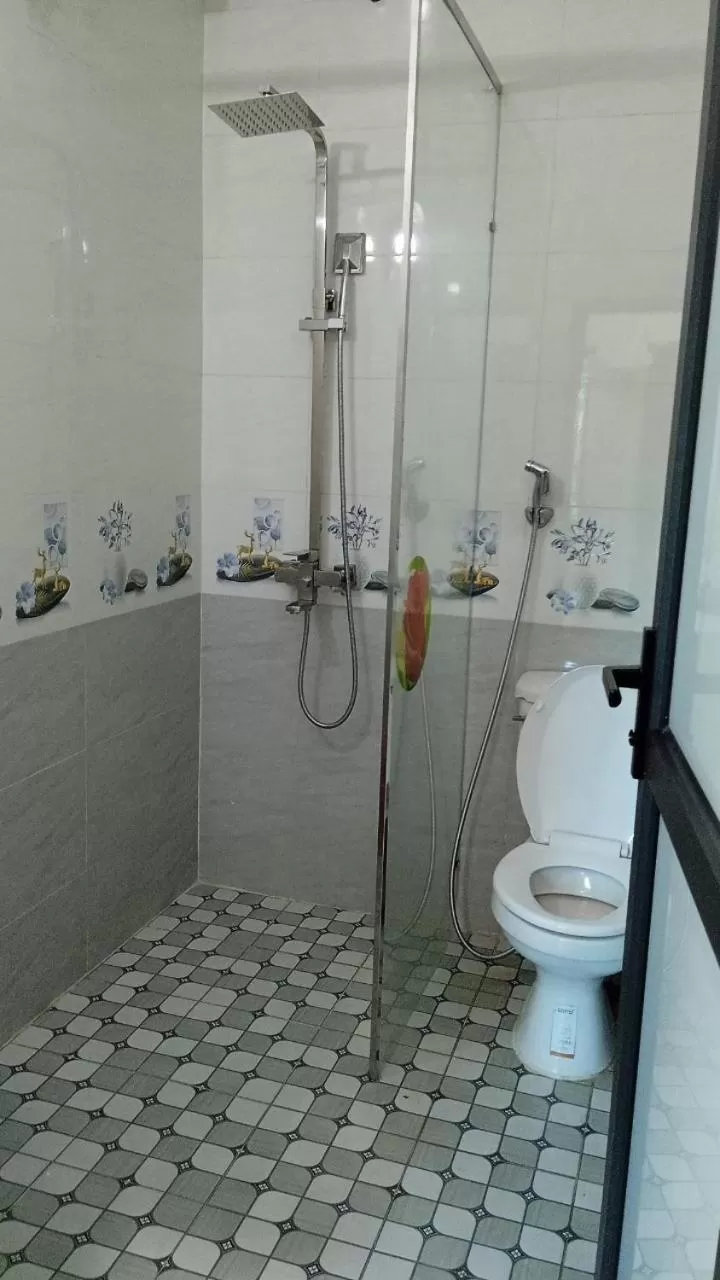 Bathroom in Hotel Thanh Bình 2