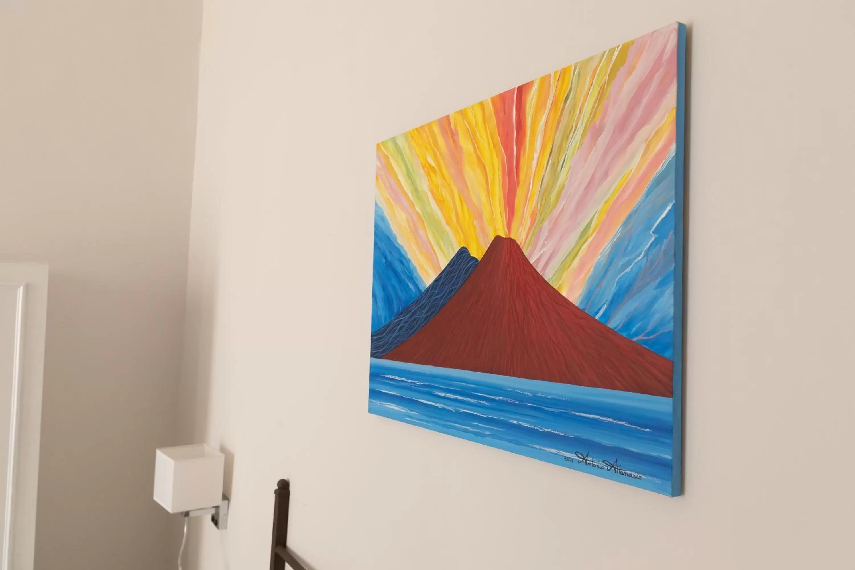 TV/Entertainment Center in EFFE SUITES