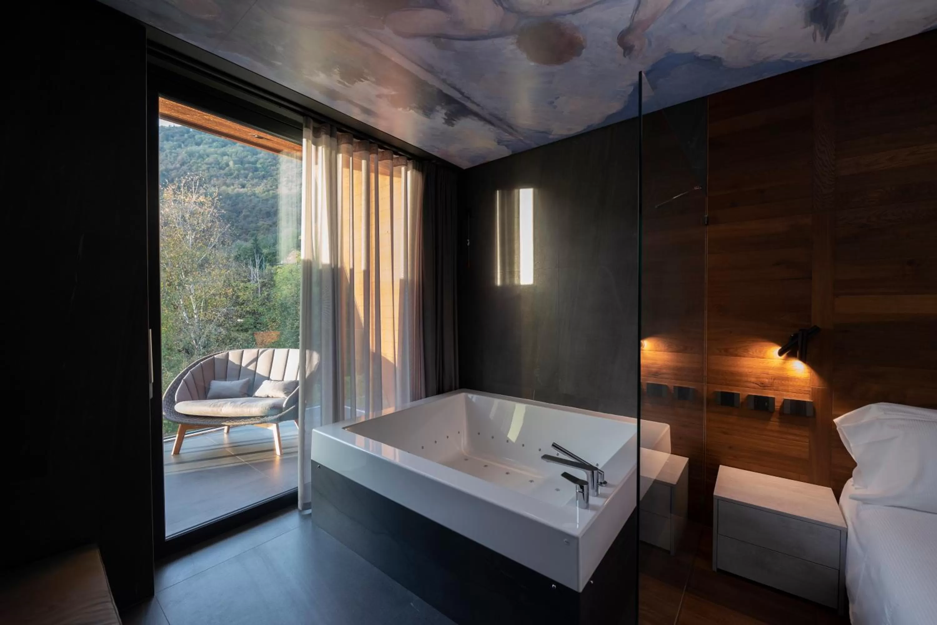 Photo of the whole room, Bed in Phi Hotel Piajo