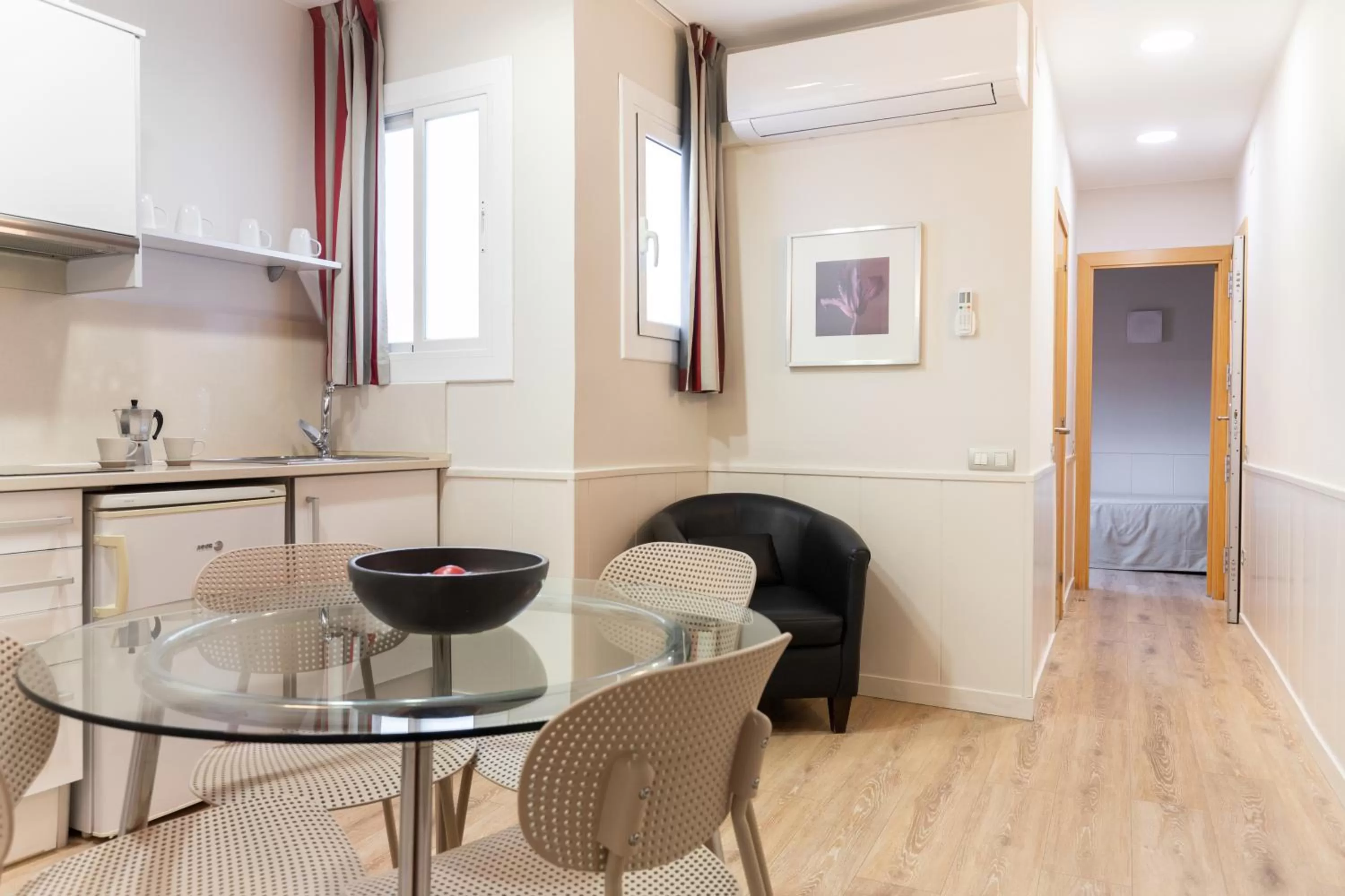 Kitchen or kitchenette in Atica Apartments - by Weflating