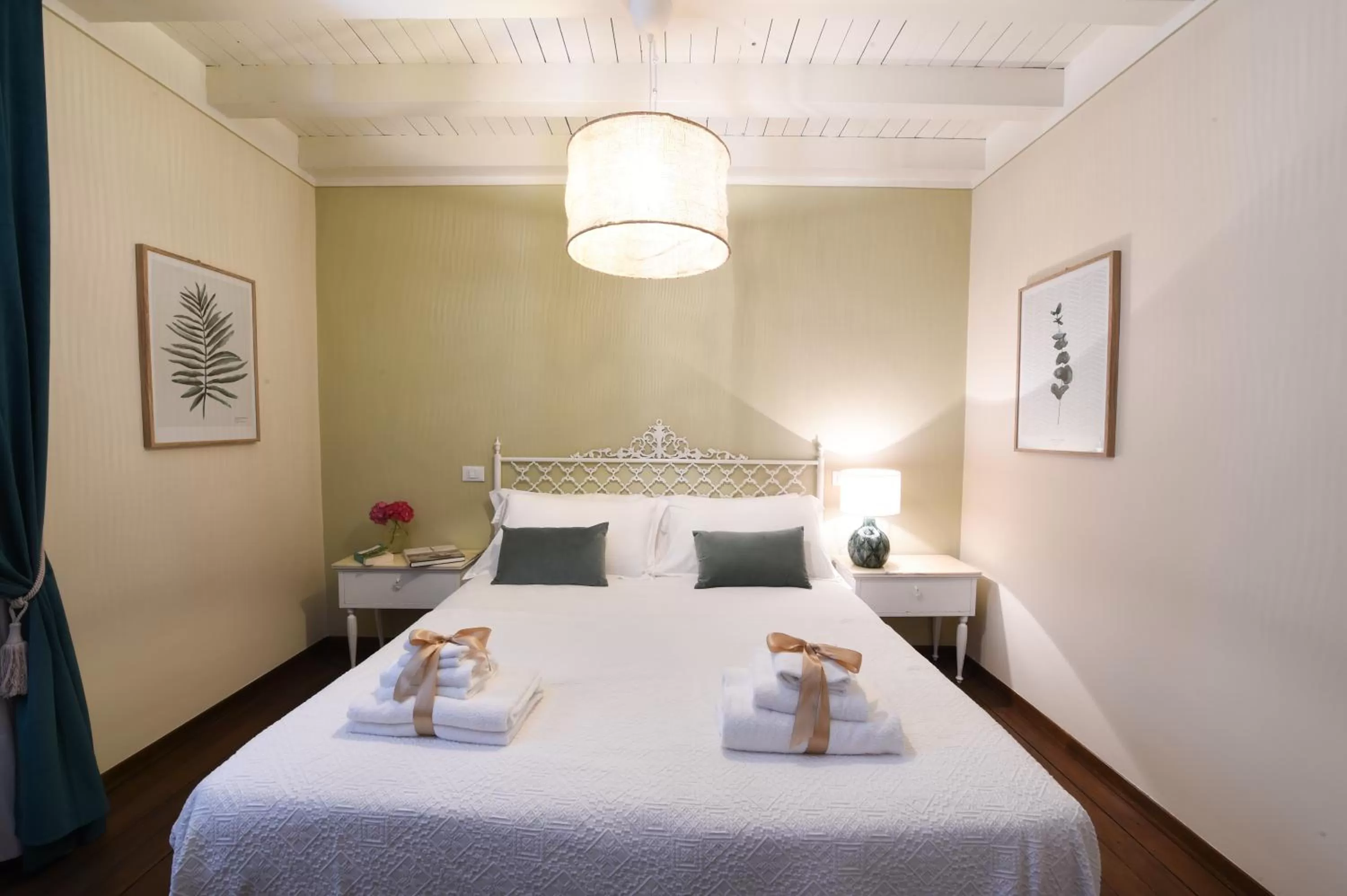 Bedroom in Il Giardino Segreto