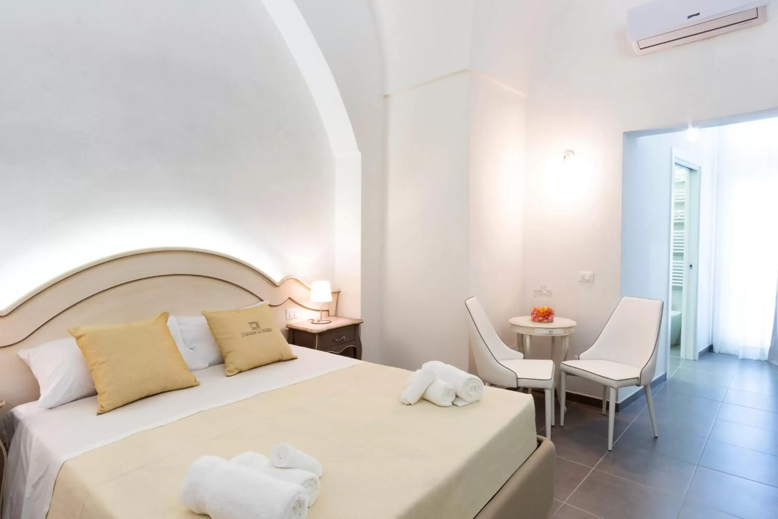 Deluxe Double Room in Le Stanze Del Duomo Deluxe Double Room in Le Stanze Del Duomo