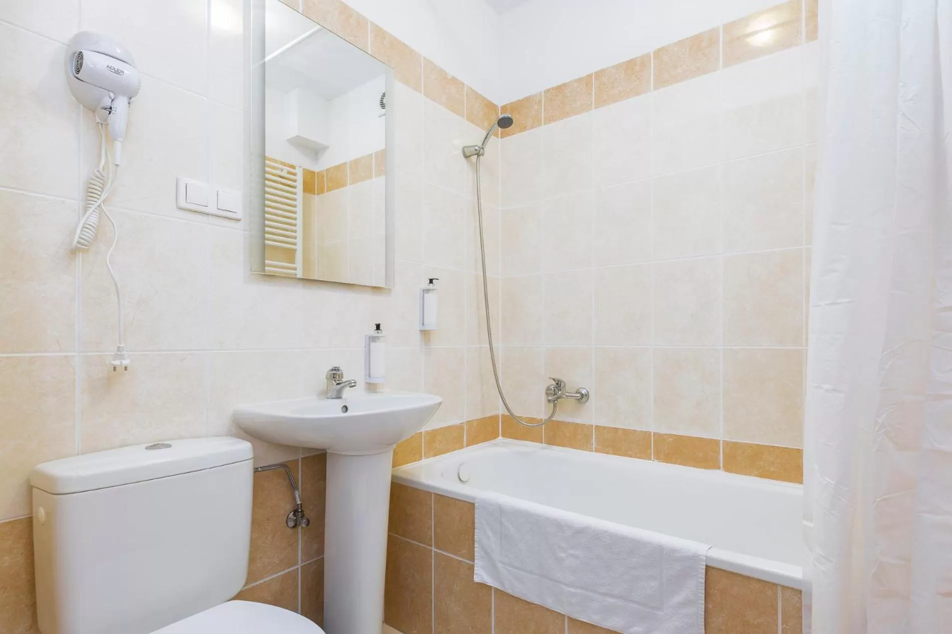 Bathroom in EndHotel Bielany Wroclawskie