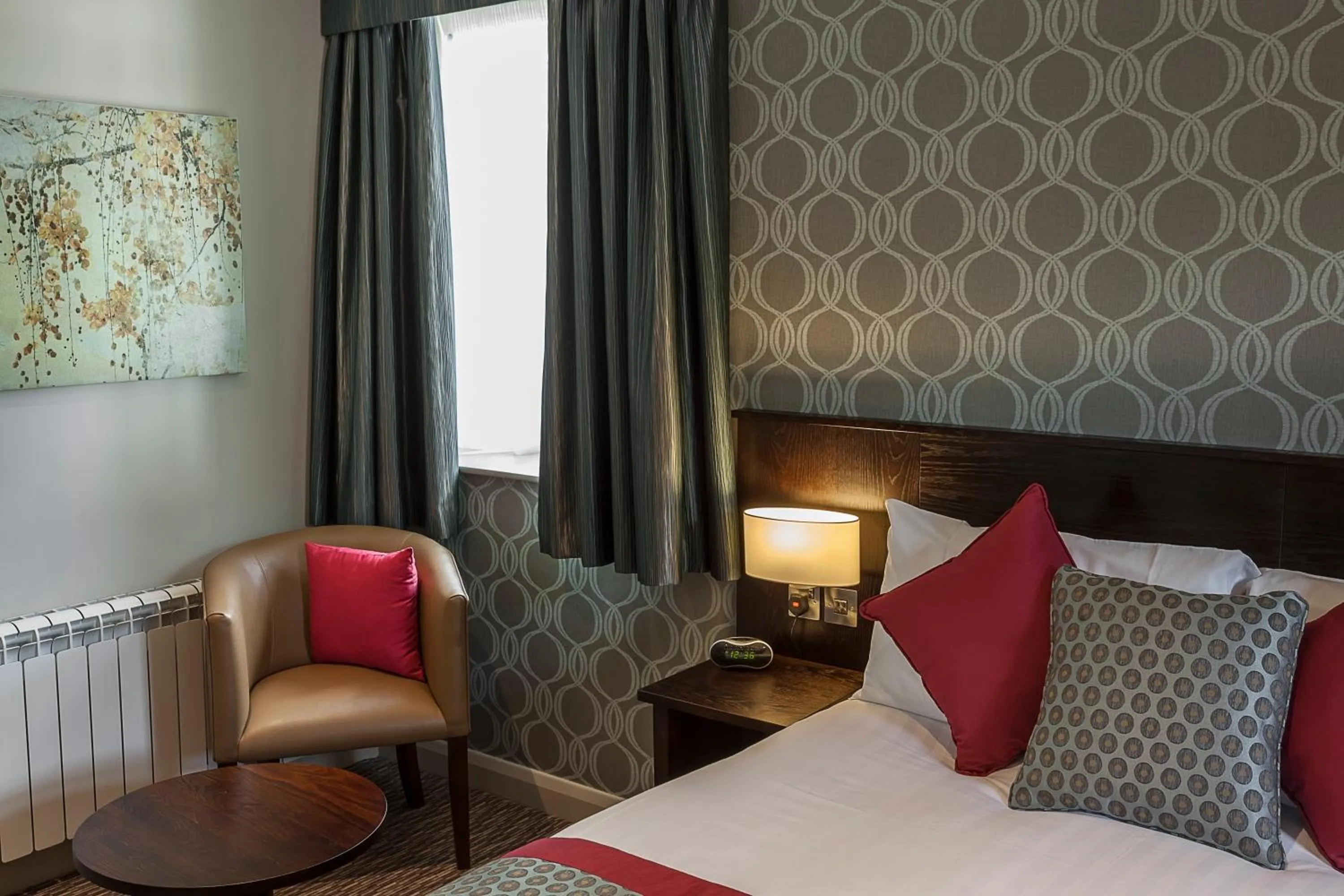 Bedroom, Bed in Best Western Plus Pinewood Manchester Airport-Wilmslow Hotel